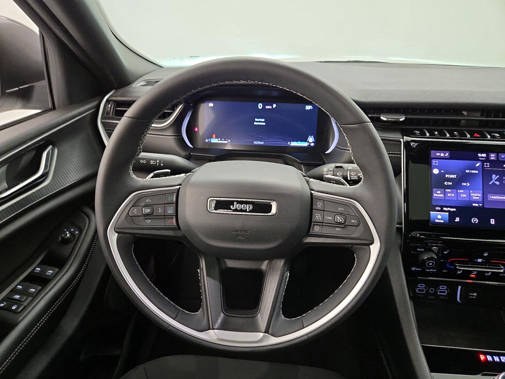 Thumbnail: 2024 Jeep Grand Cherokee - 10