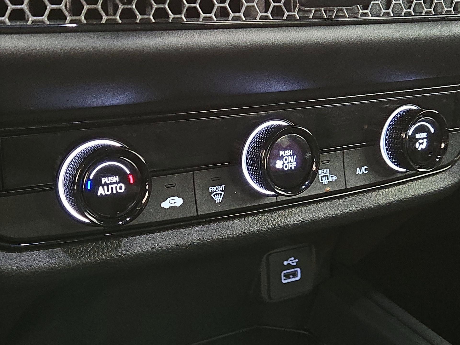 Thumbnail: 2025 Honda HR-V - 16