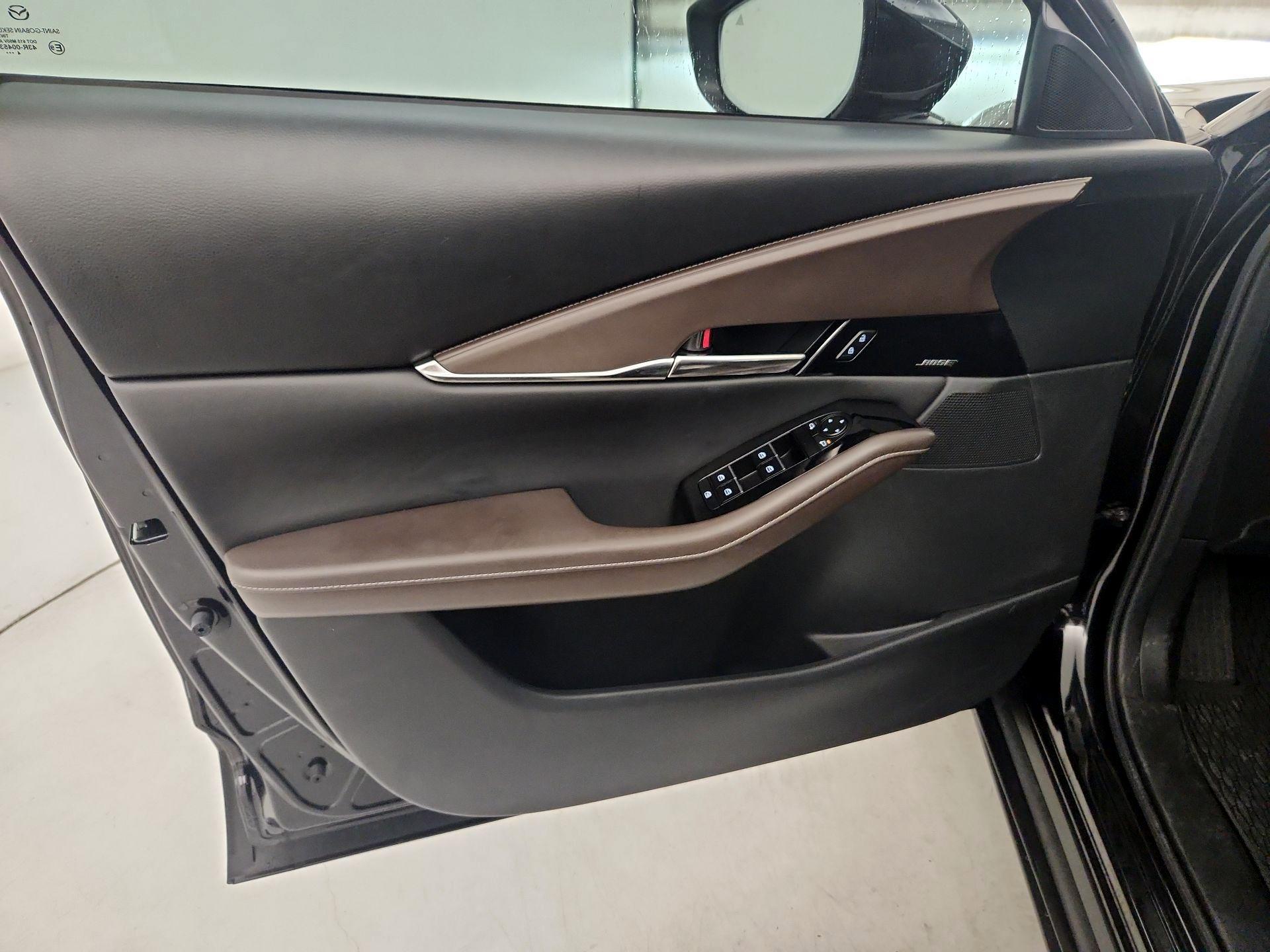 Thumbnail: 2025 Mazda CX-30 - 12