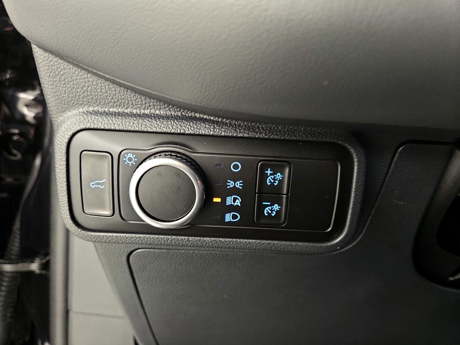 Thumbnail: 2025 Ford Explorer - 13