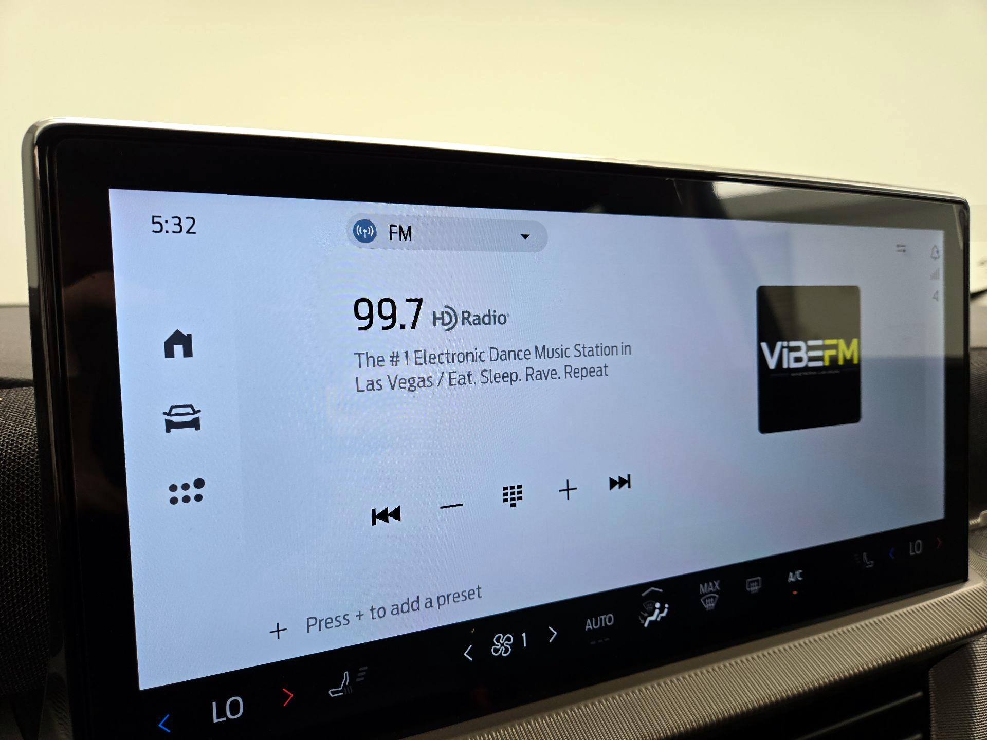 Thumbnail: 2025 Ford Explorer - 16