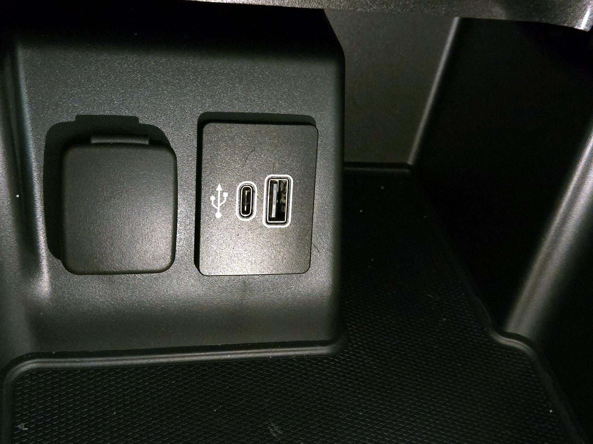 Thumbnail: 2025 Ford Explorer - 19