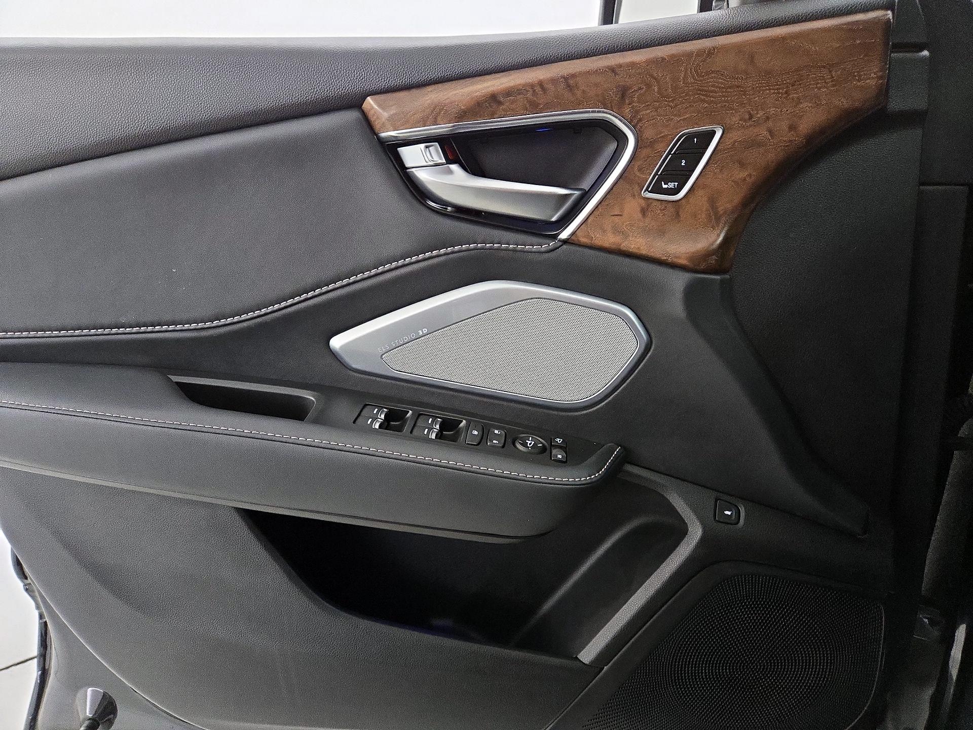 Thumbnail: 2024 Acura RDX - 12