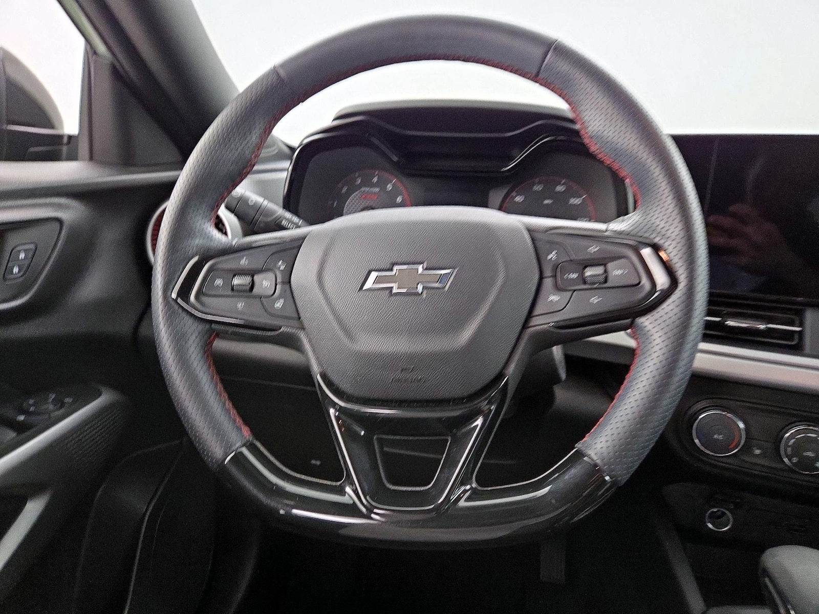 2024 Chevrolet Trax RS - Photo 11