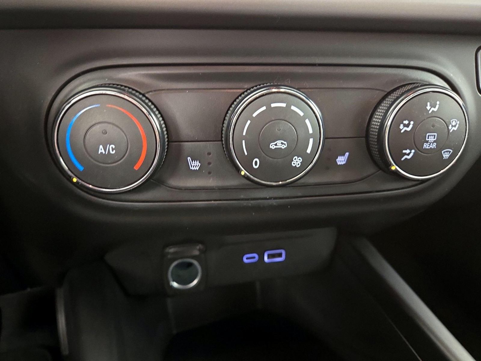2024 Chevrolet Trax RS - Photo 17