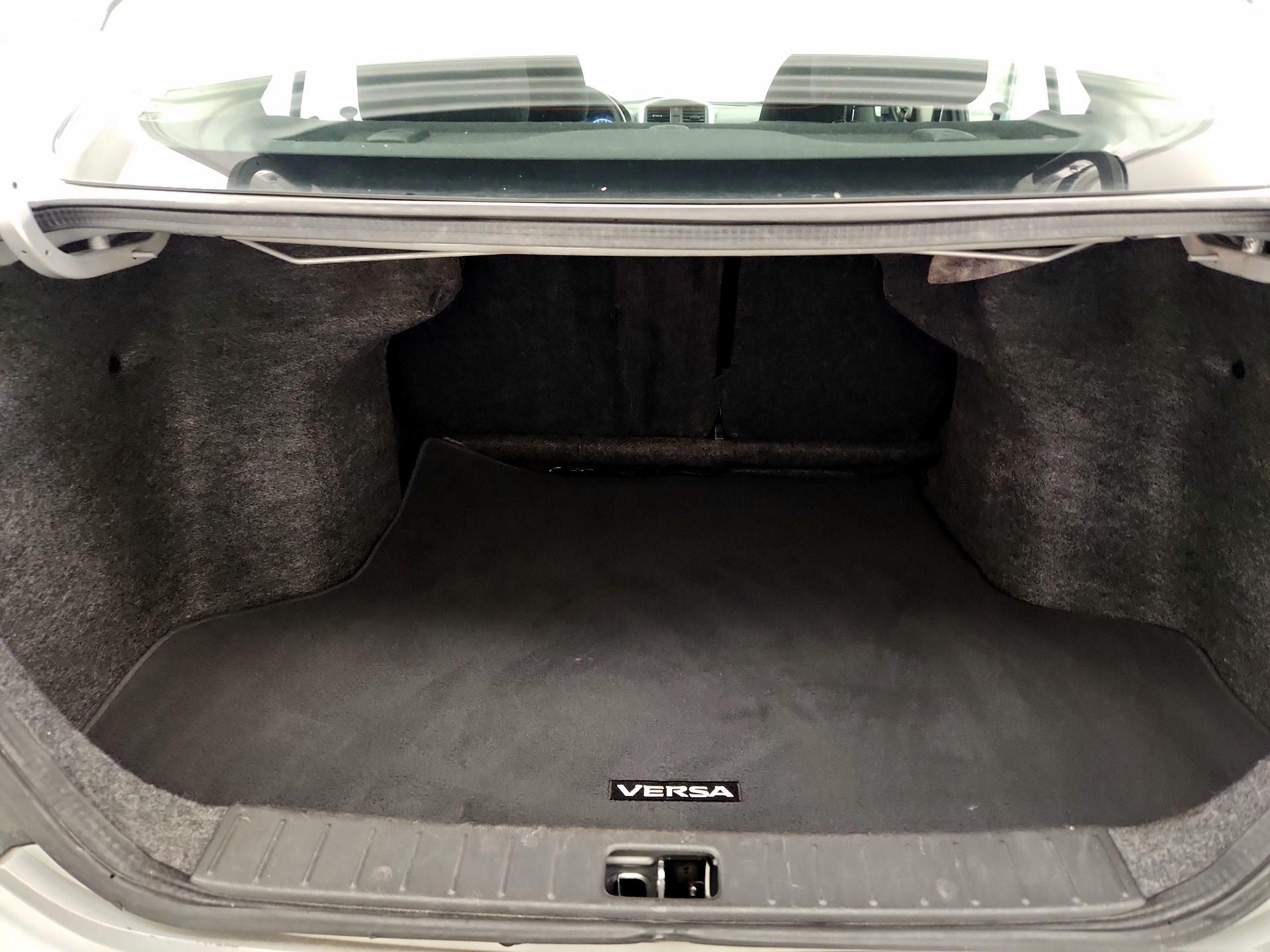 Thumbnail: 2017 Nissan Versa - 19