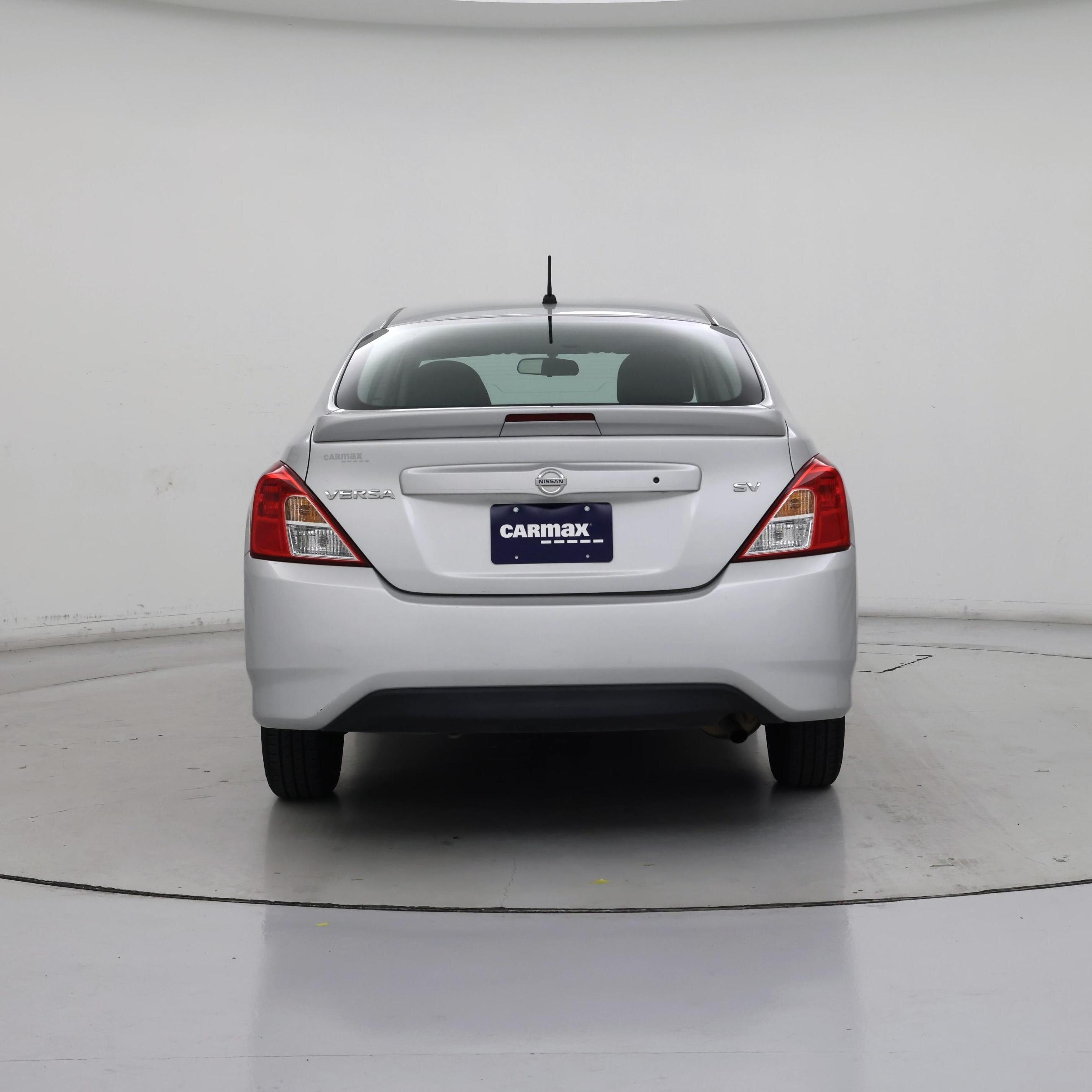 Thumbnail: 2017 Nissan Versa - 6