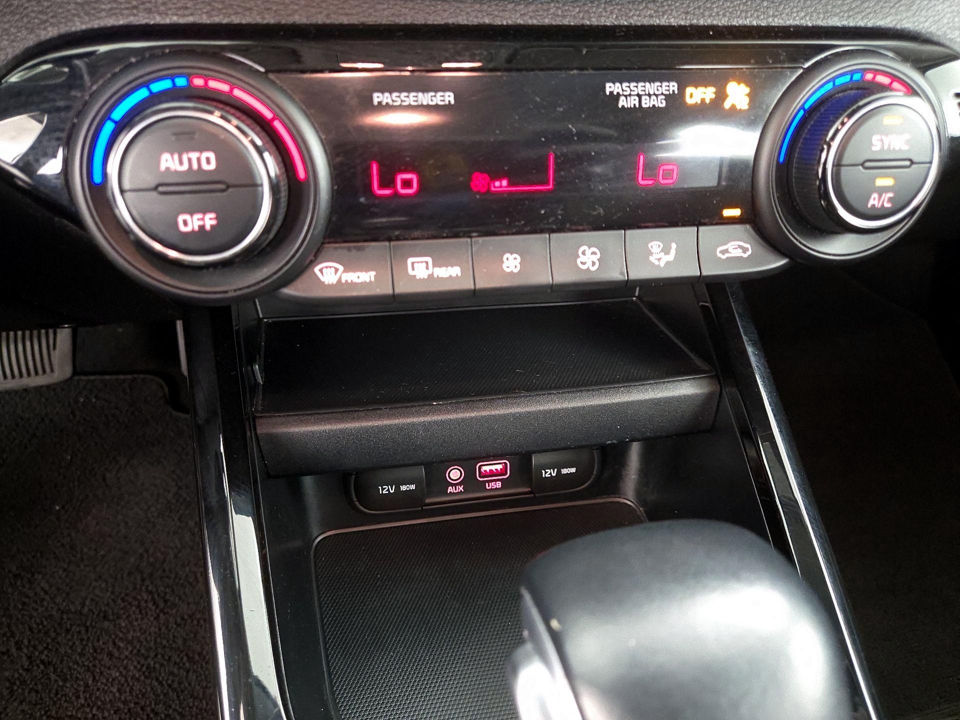 Thumbnail: 2019 Kia Forte - 16