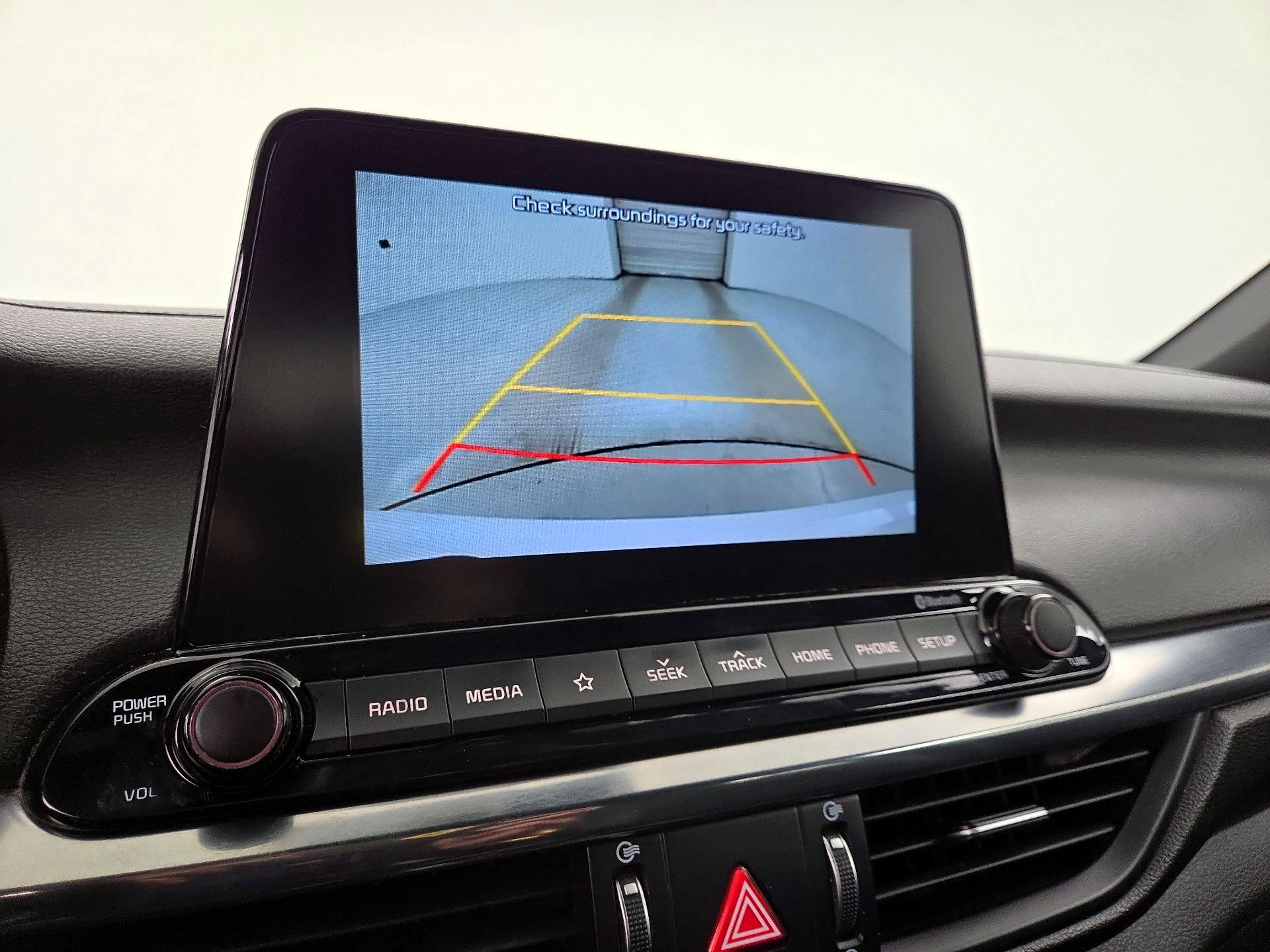 Thumbnail: 2021 Kia Forte - 14