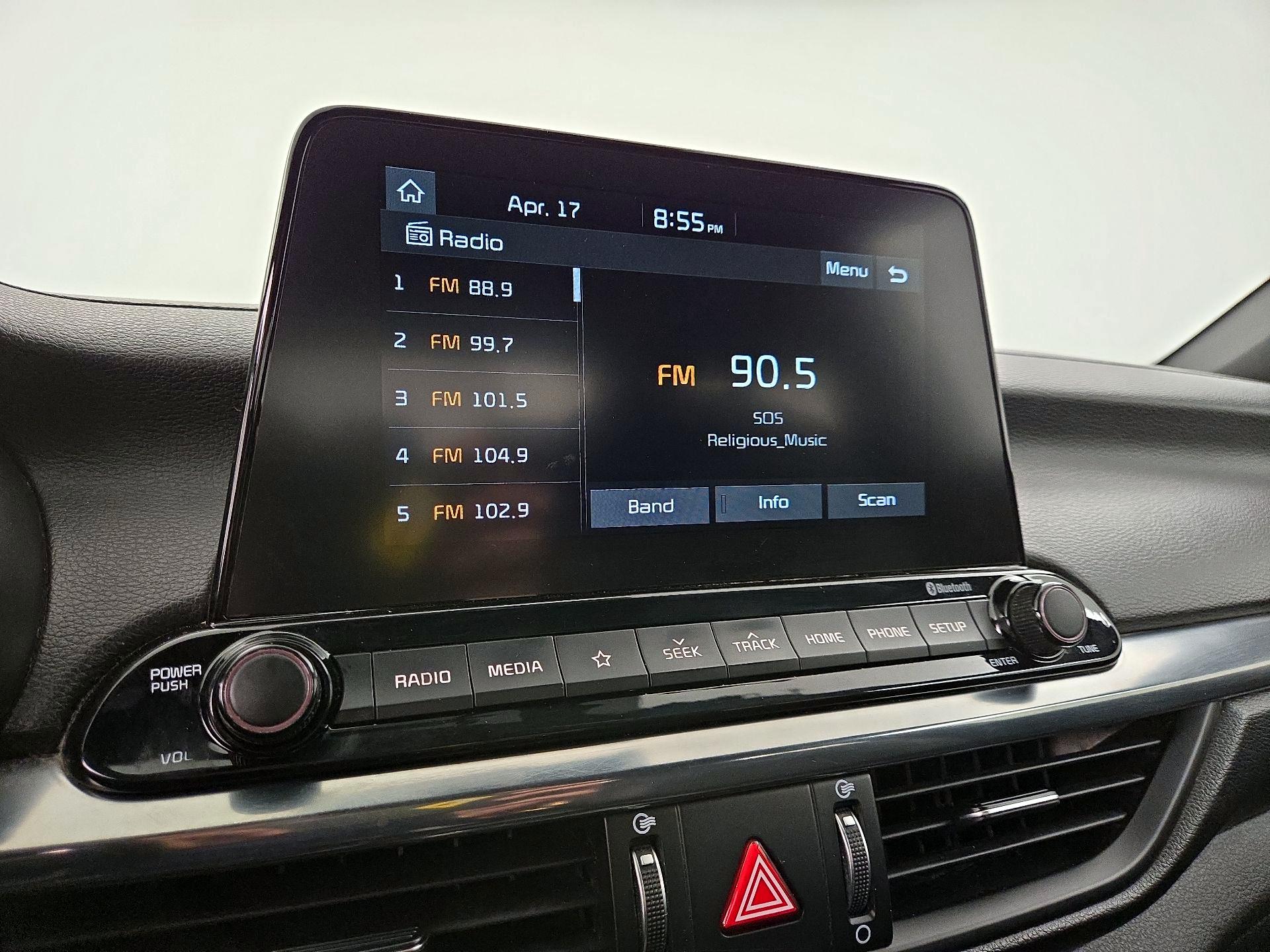 Thumbnail: 2021 Kia Forte - 15