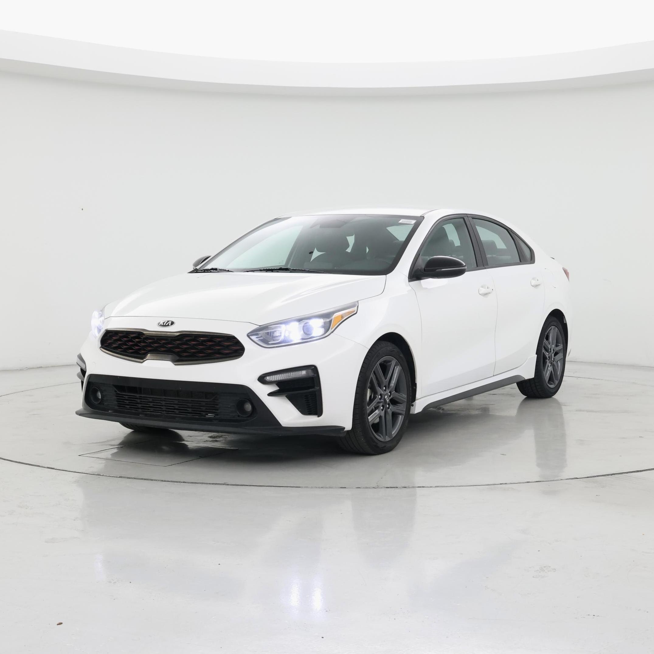 Thumbnail: 2021 Kia Forte - 4