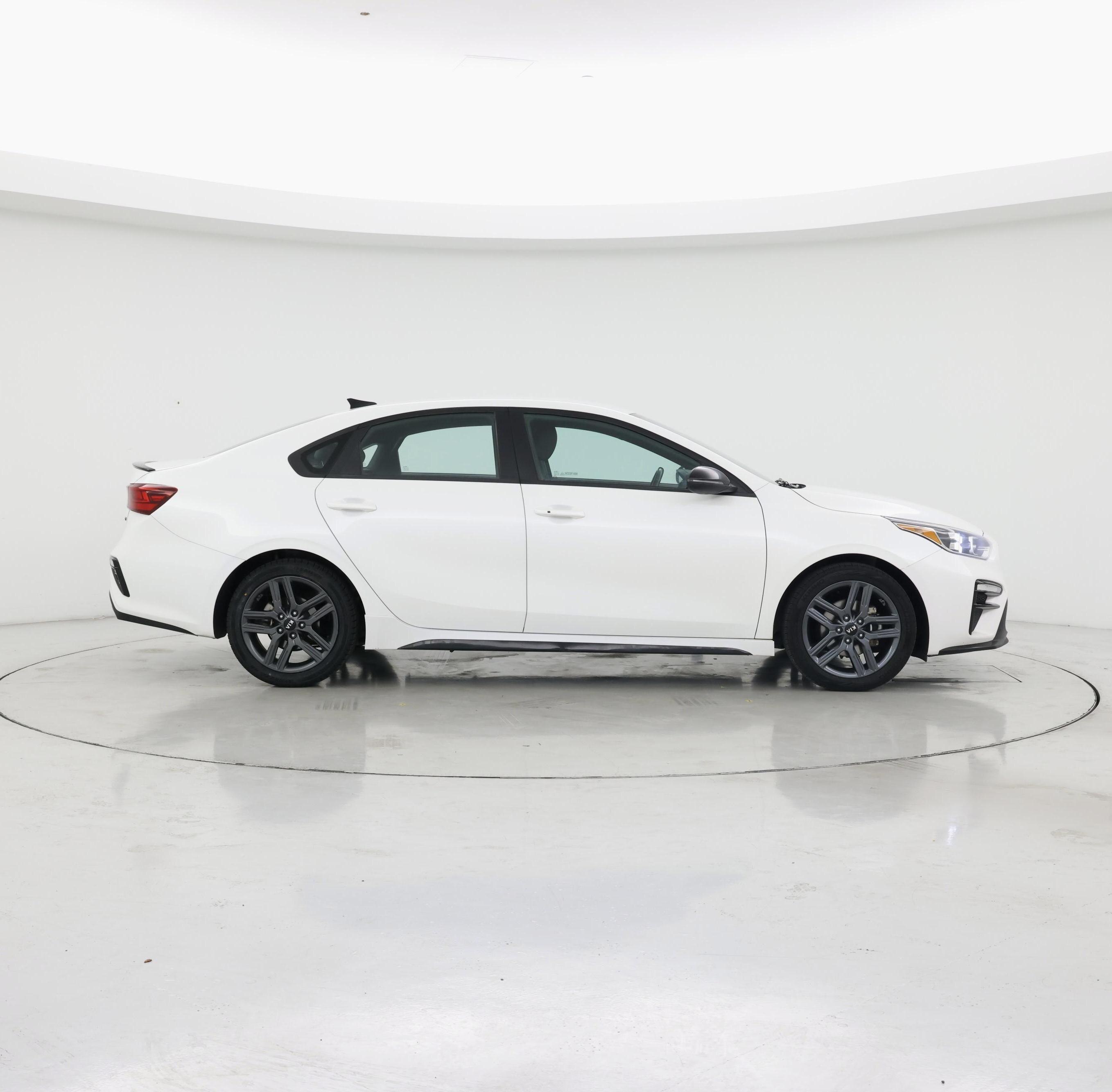 Thumbnail: 2021 Kia Forte - 7