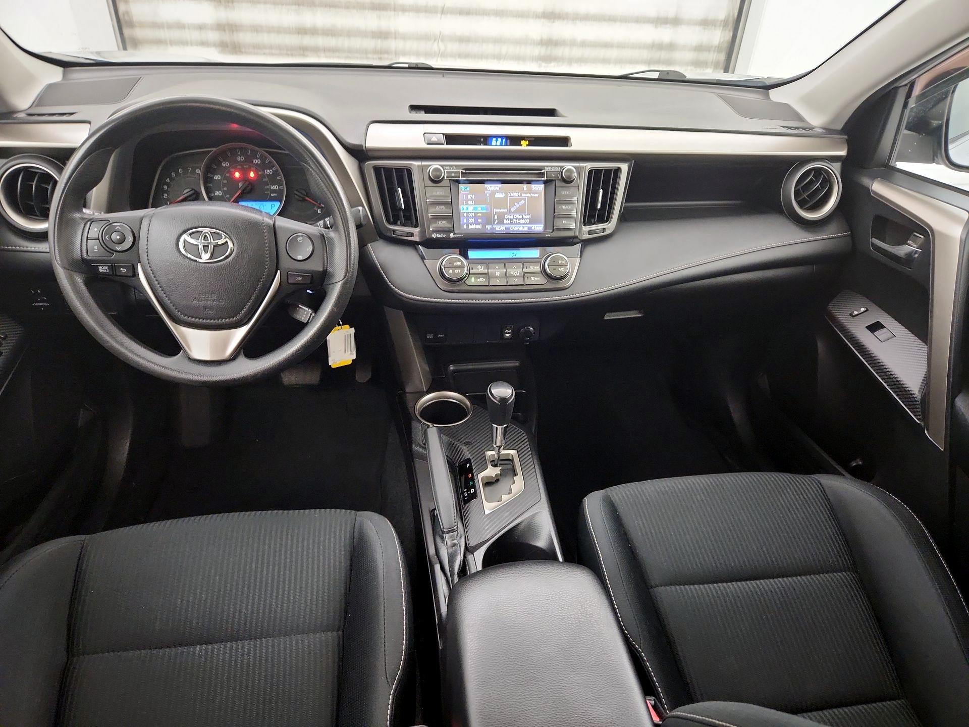 Thumbnail: 2014 Toyota RAV4 - 9