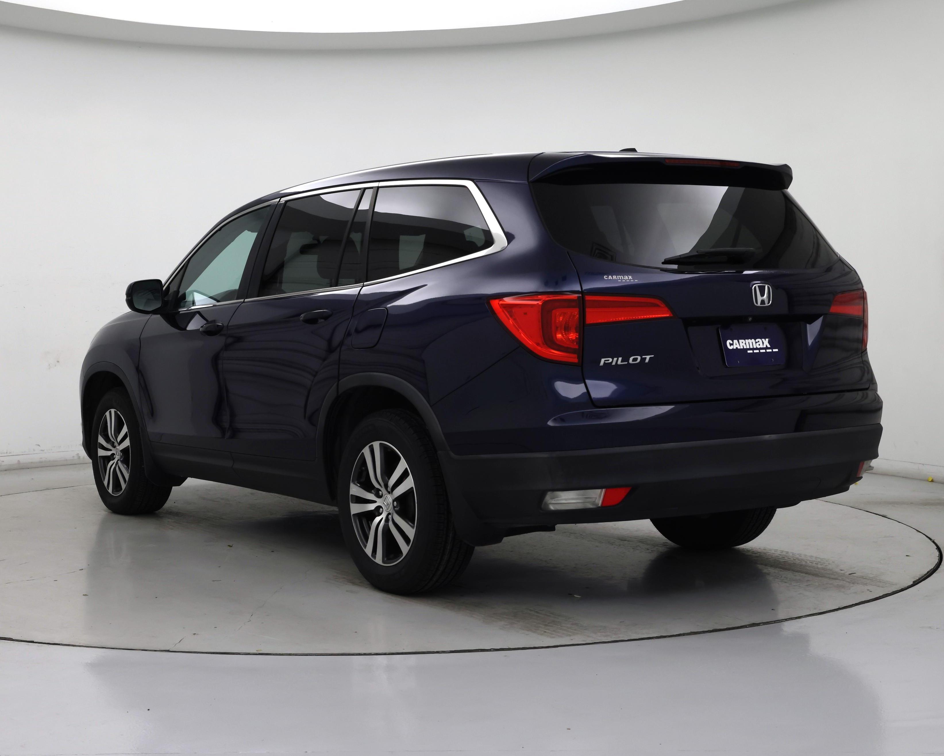Thumbnail: 2016 Honda Pilot - 2