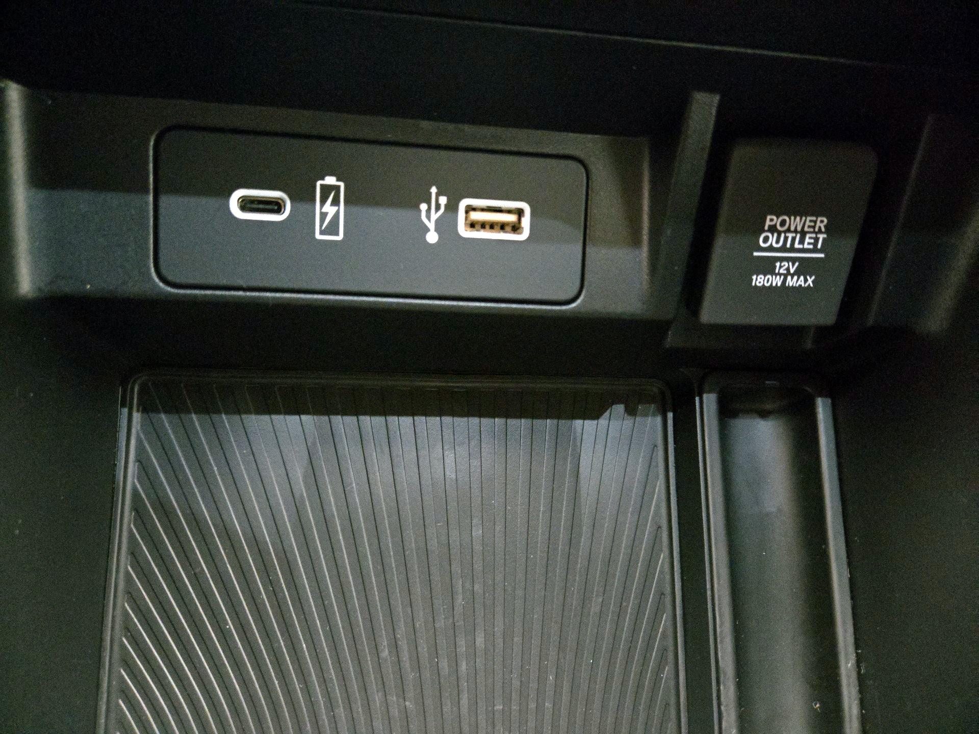 Thumbnail: 2025 Acura TLX - 18