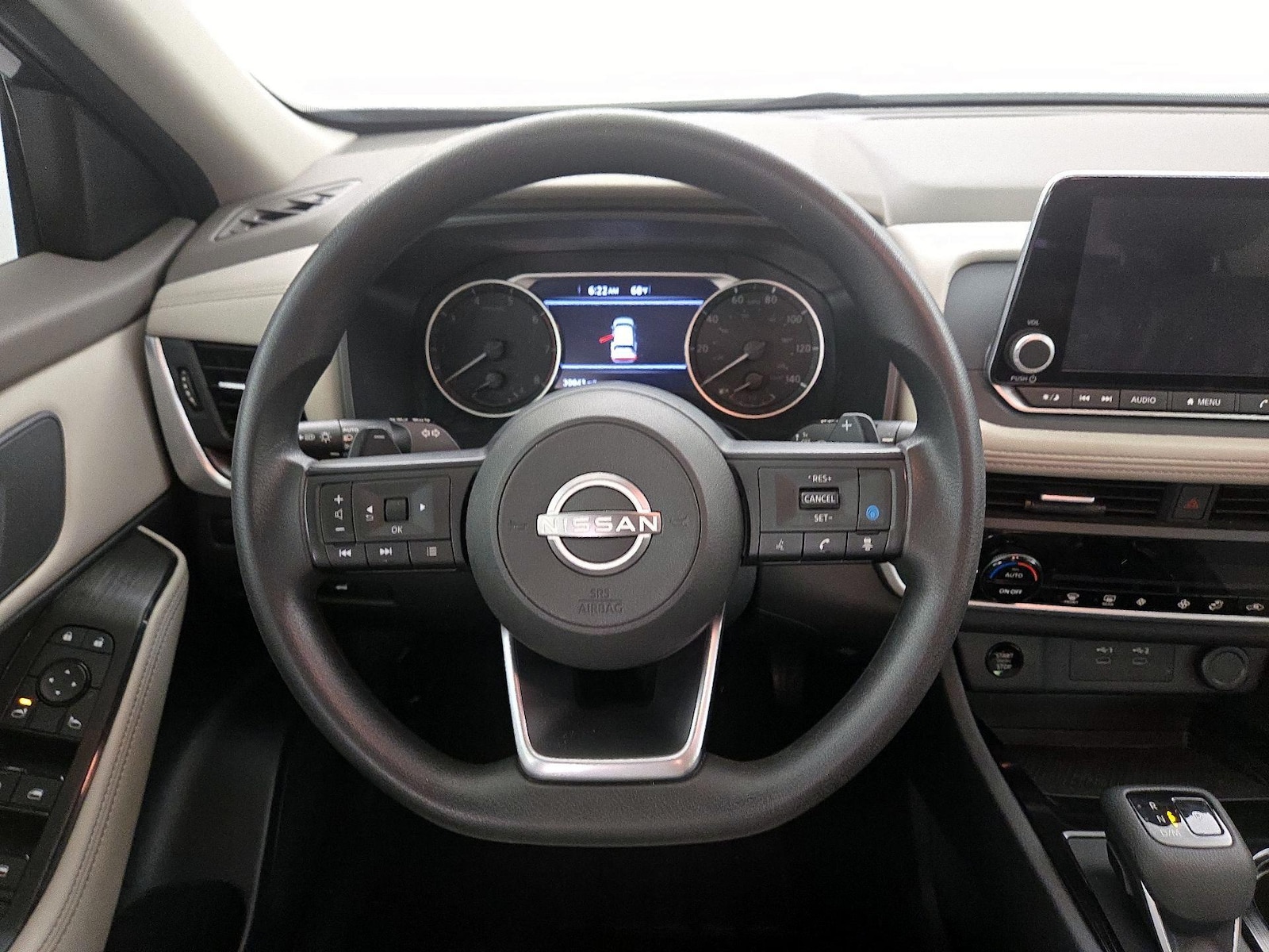 2024 Nissan Rogue SV - Photo 11
