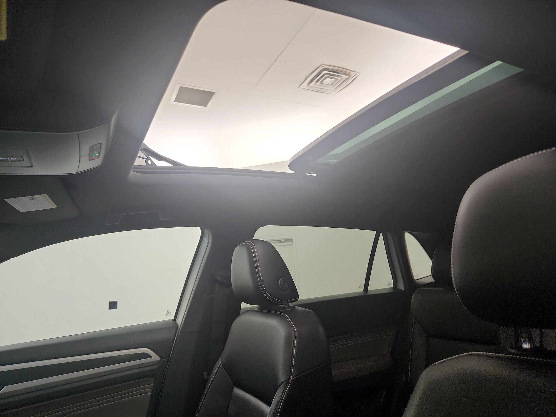 Thumbnail: 2021 Volkswagen Atlas - 19