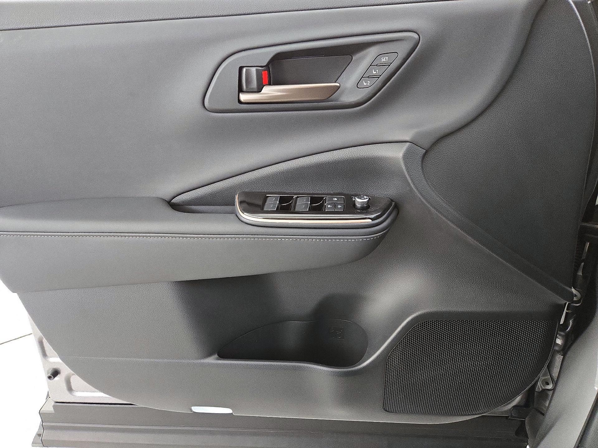 Thumbnail: 2024 Toyota Crown - 12