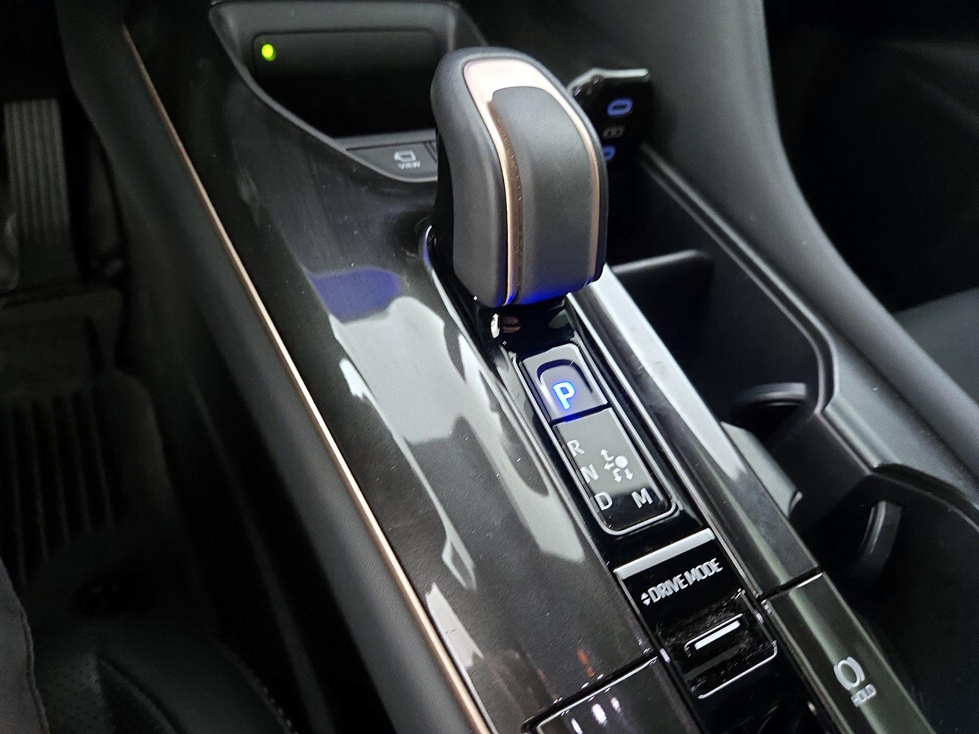 Thumbnail: 2024 Toyota Crown - 18