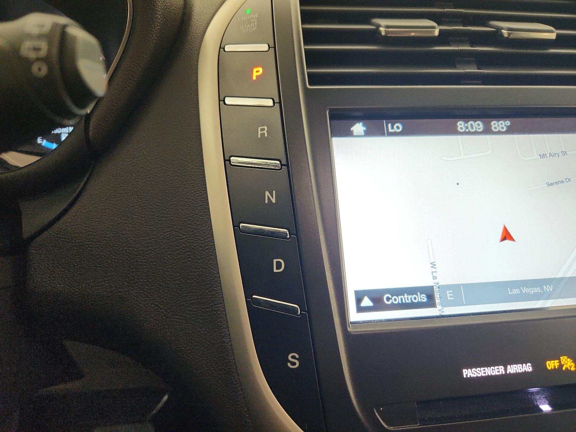 Thumbnail: 2018 Lincoln MKC - 18