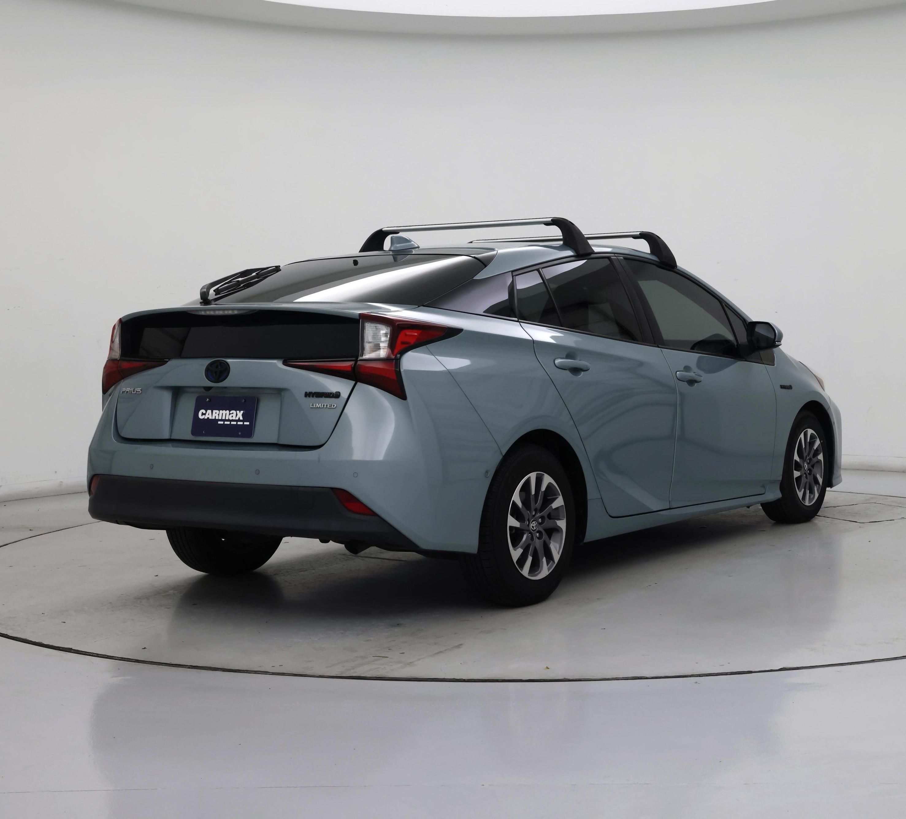 Thumbnail: 2022 Toyota Prius - 8