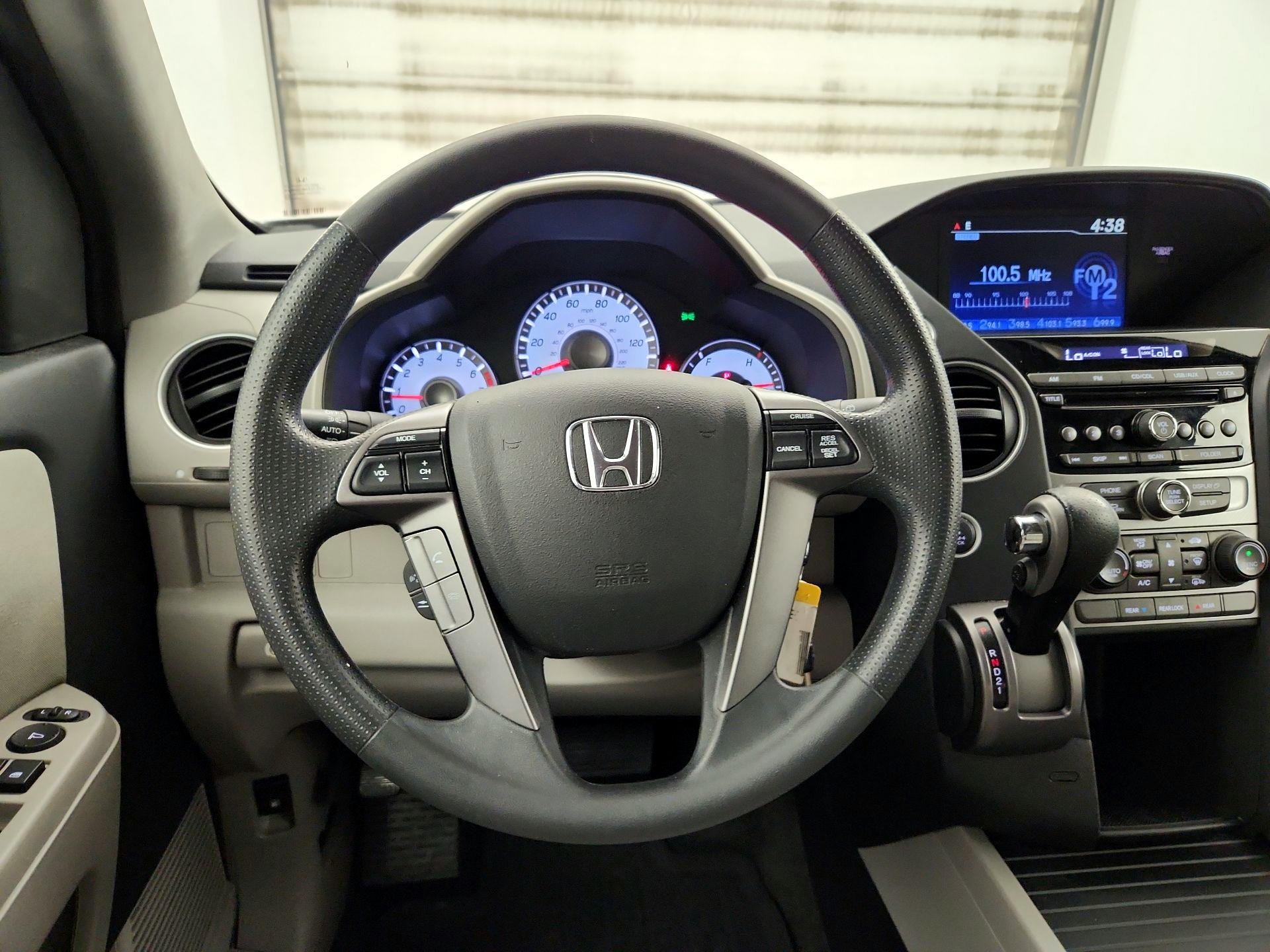 Thumbnail: 2014 Honda Pilot - 10