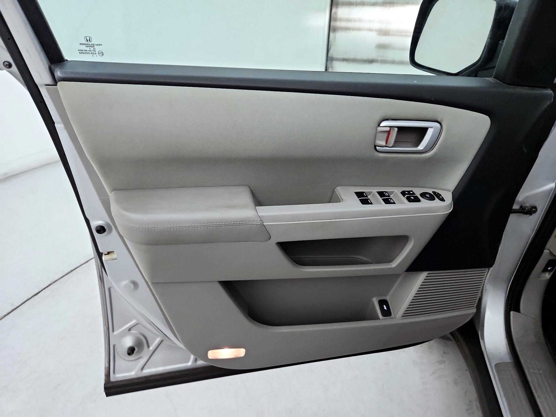 Thumbnail: 2014 Honda Pilot - 12