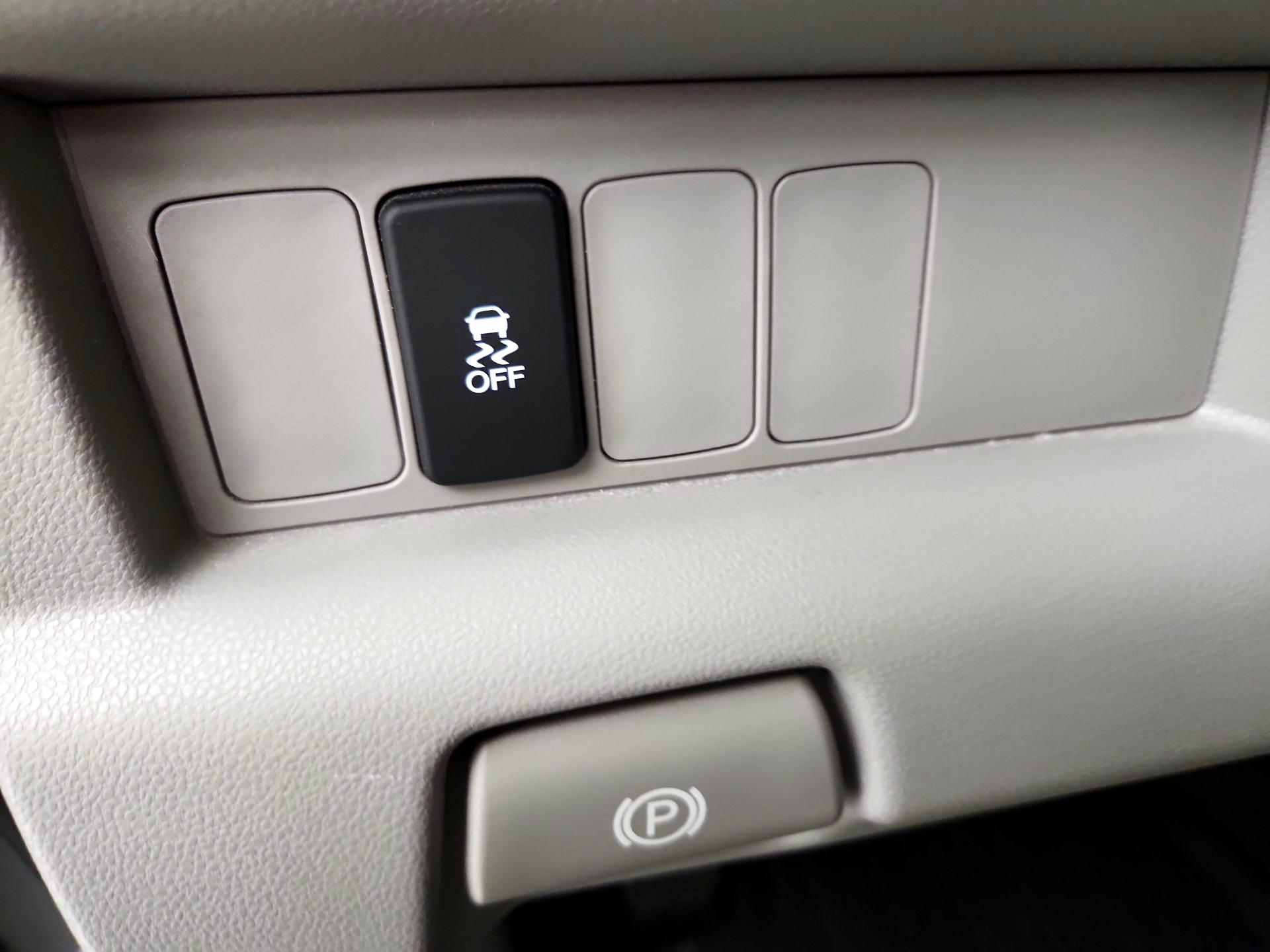 Thumbnail: 2014 Honda Pilot - 13