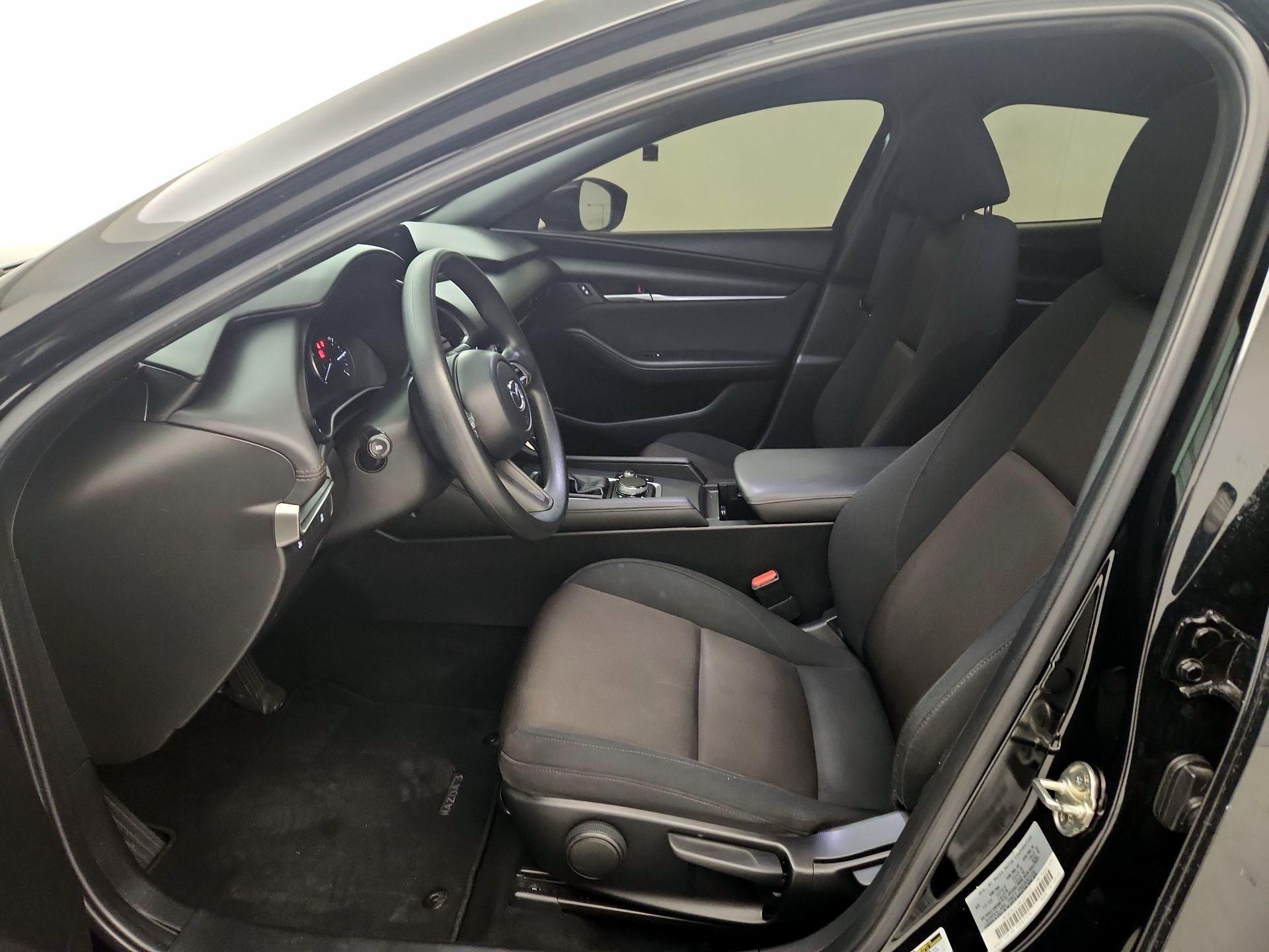Thumbnail: 2021 Mazda Mazda3 - 11