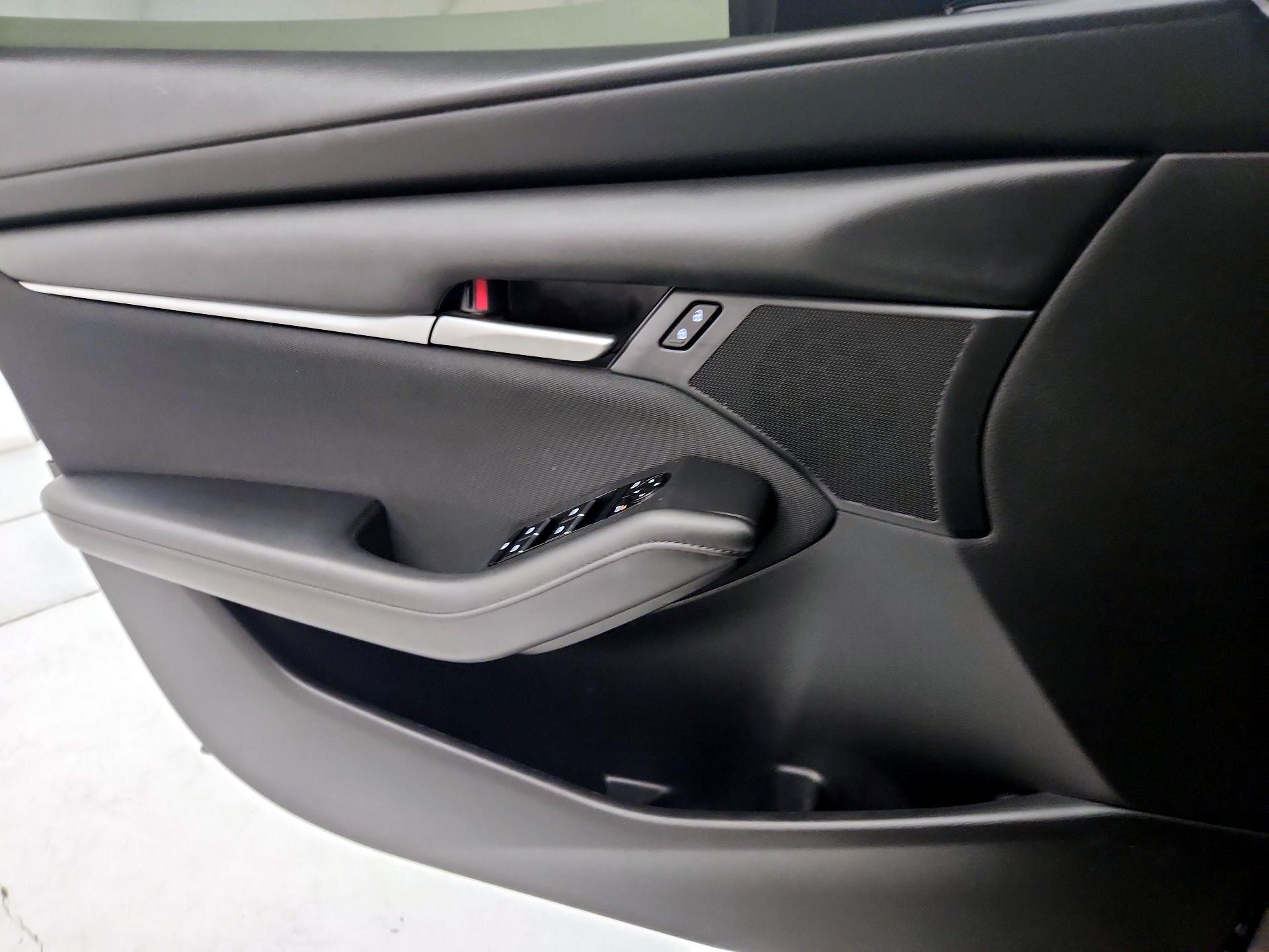 Thumbnail: 2021 Mazda Mazda3 - 12