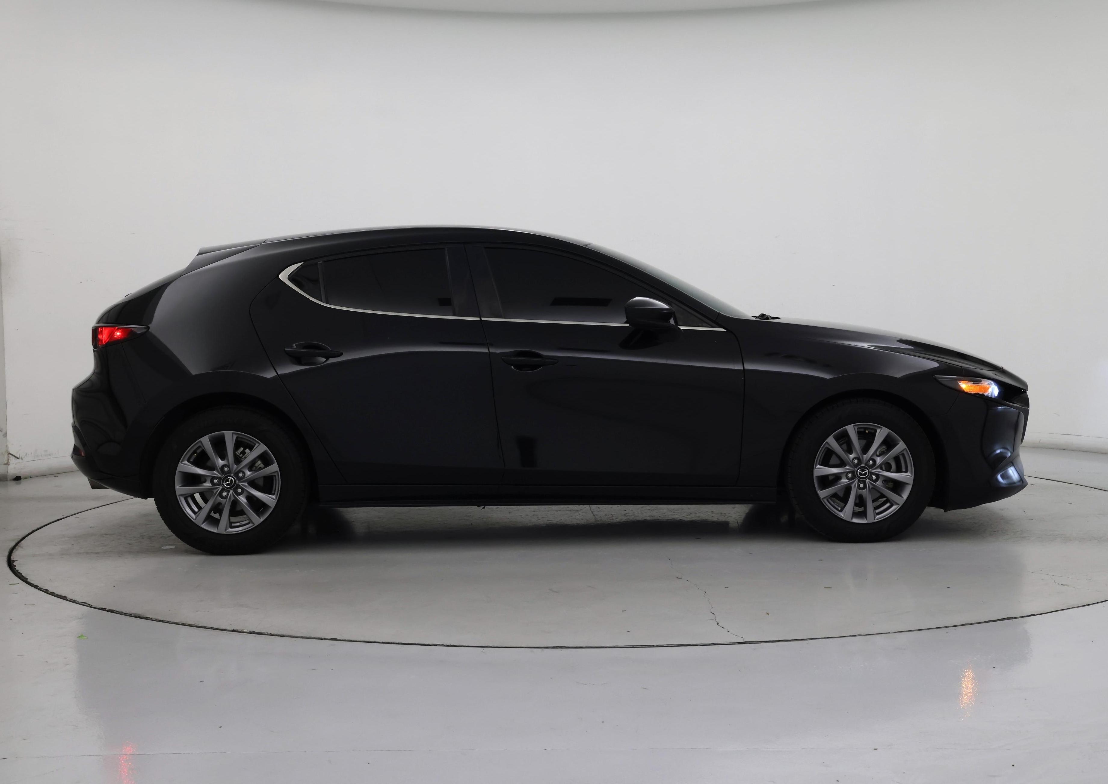 Thumbnail: 2021 Mazda Mazda3 - 7
