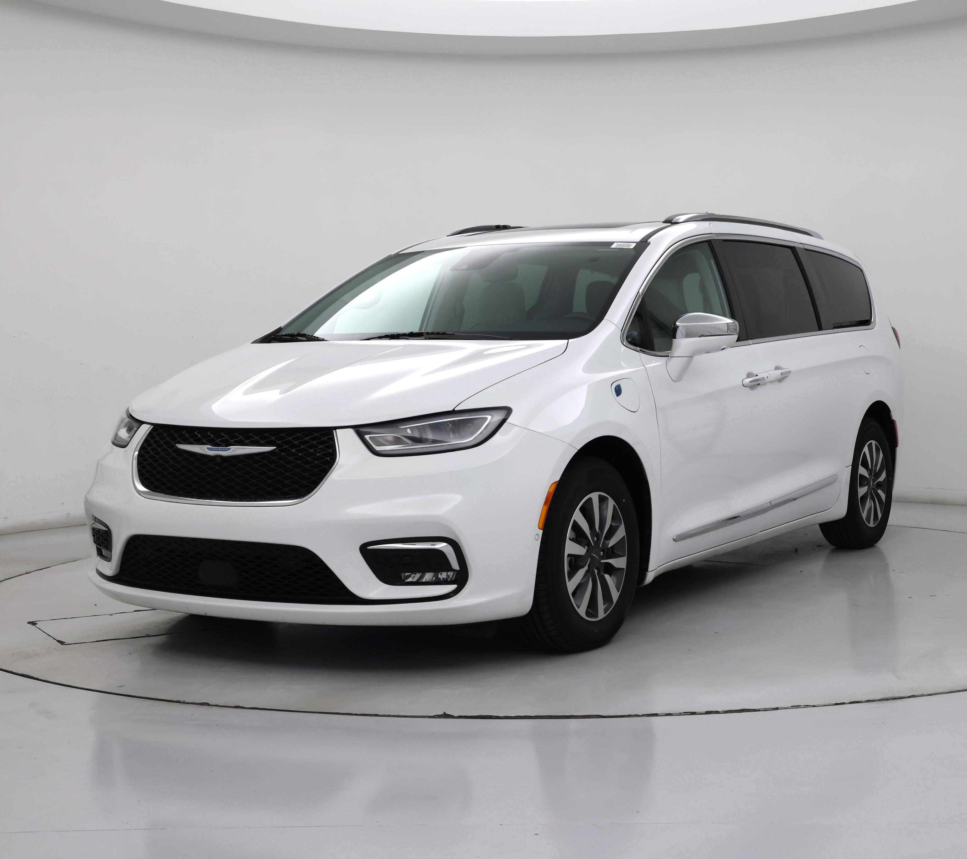 Thumbnail: 2021 Chrysler Pacifica - 4