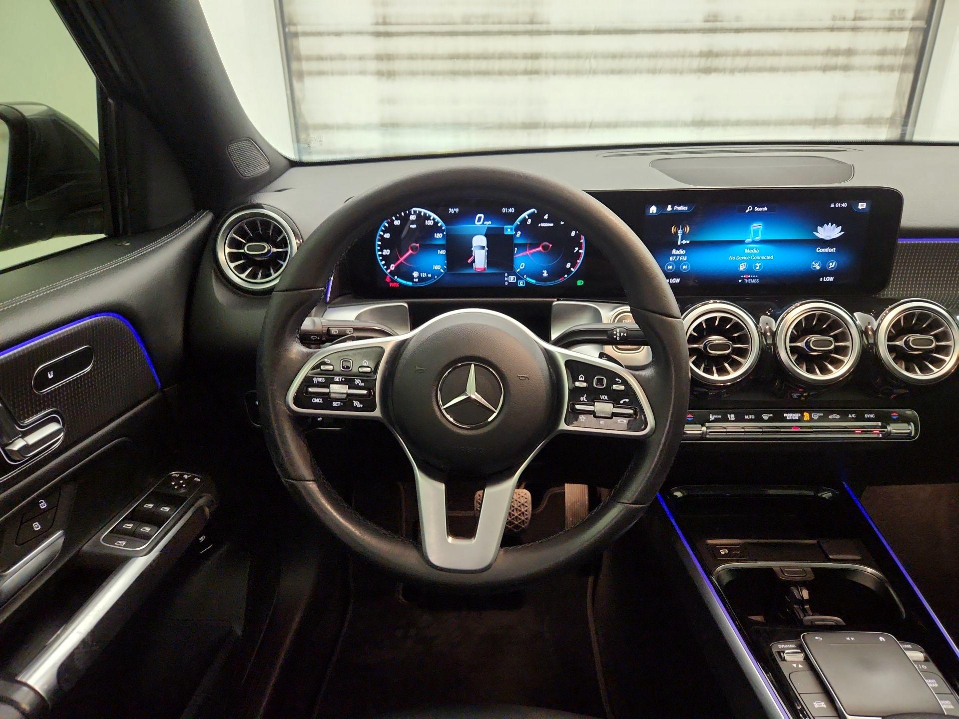 Thumbnail: 2022 Mercedes-Benz GLB - 10