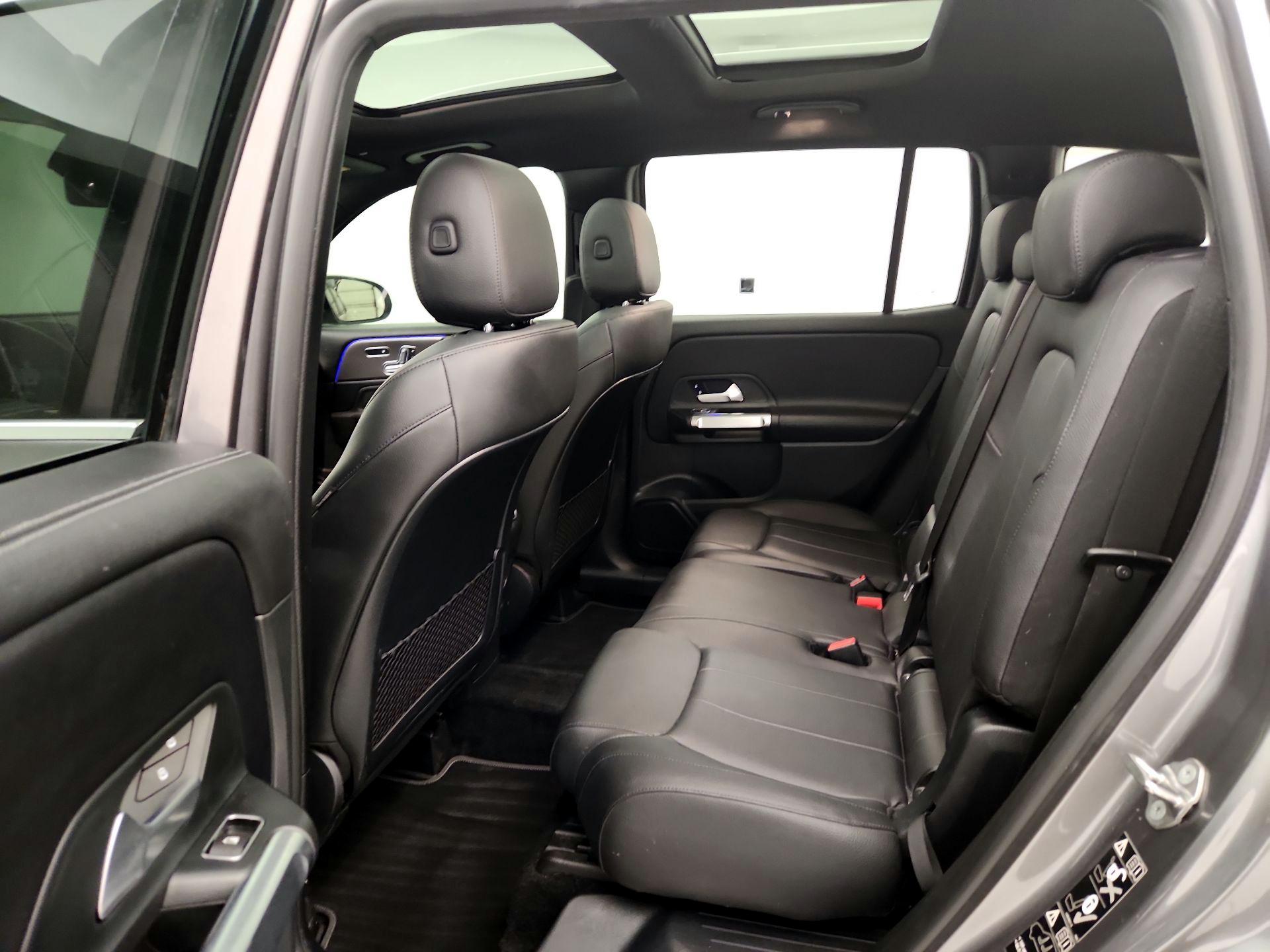 Thumbnail: 2022 Mercedes-Benz GLB - 20