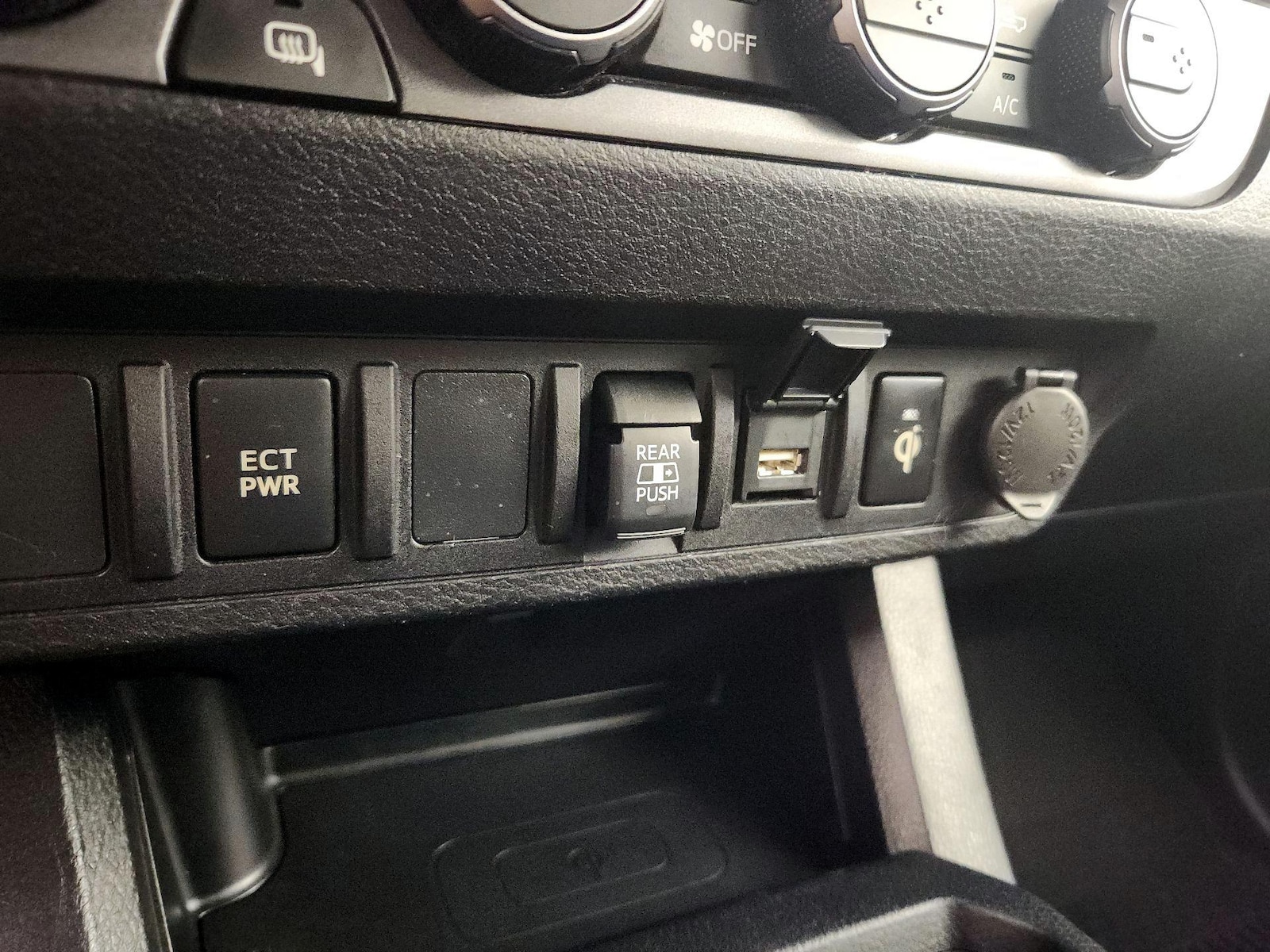 2022 Toyota Tacoma TRD Off Road - Photo 19