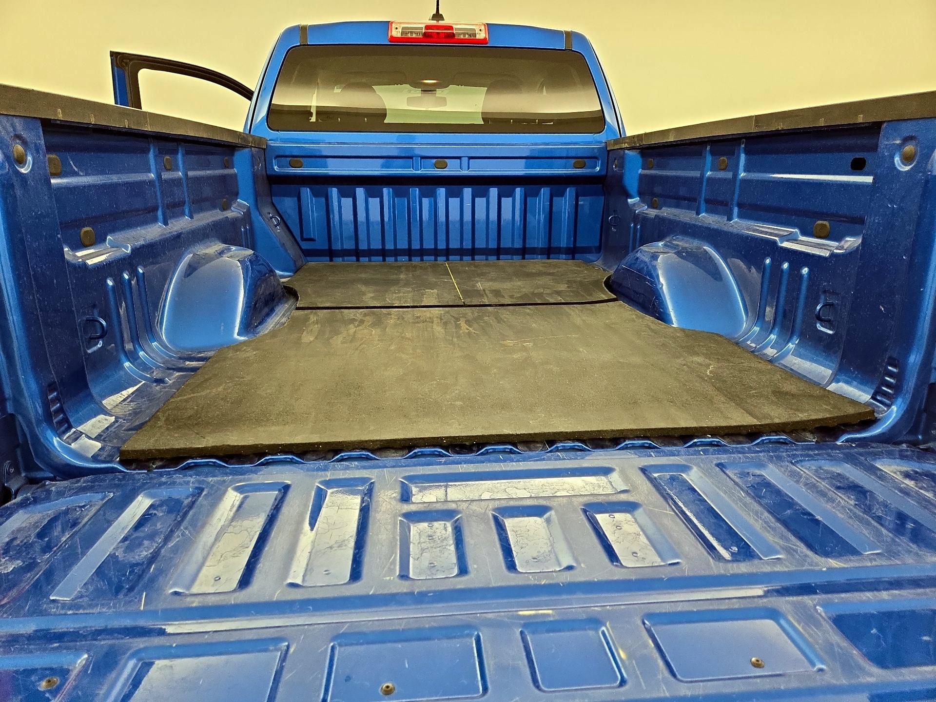 Thumbnail: 2021 Chevrolet Colorado - 20