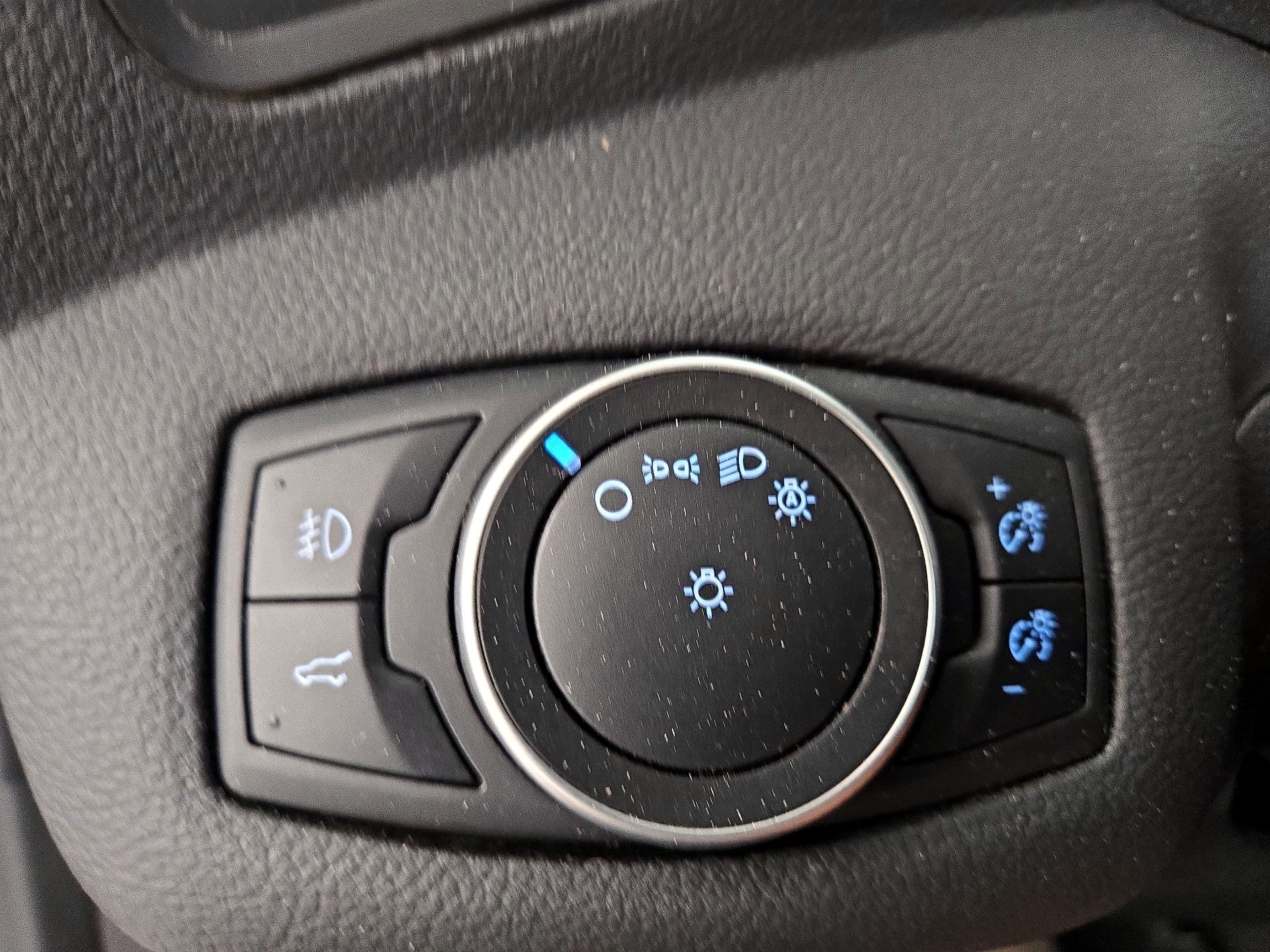 Thumbnail: 2018 Ford Escape - 13