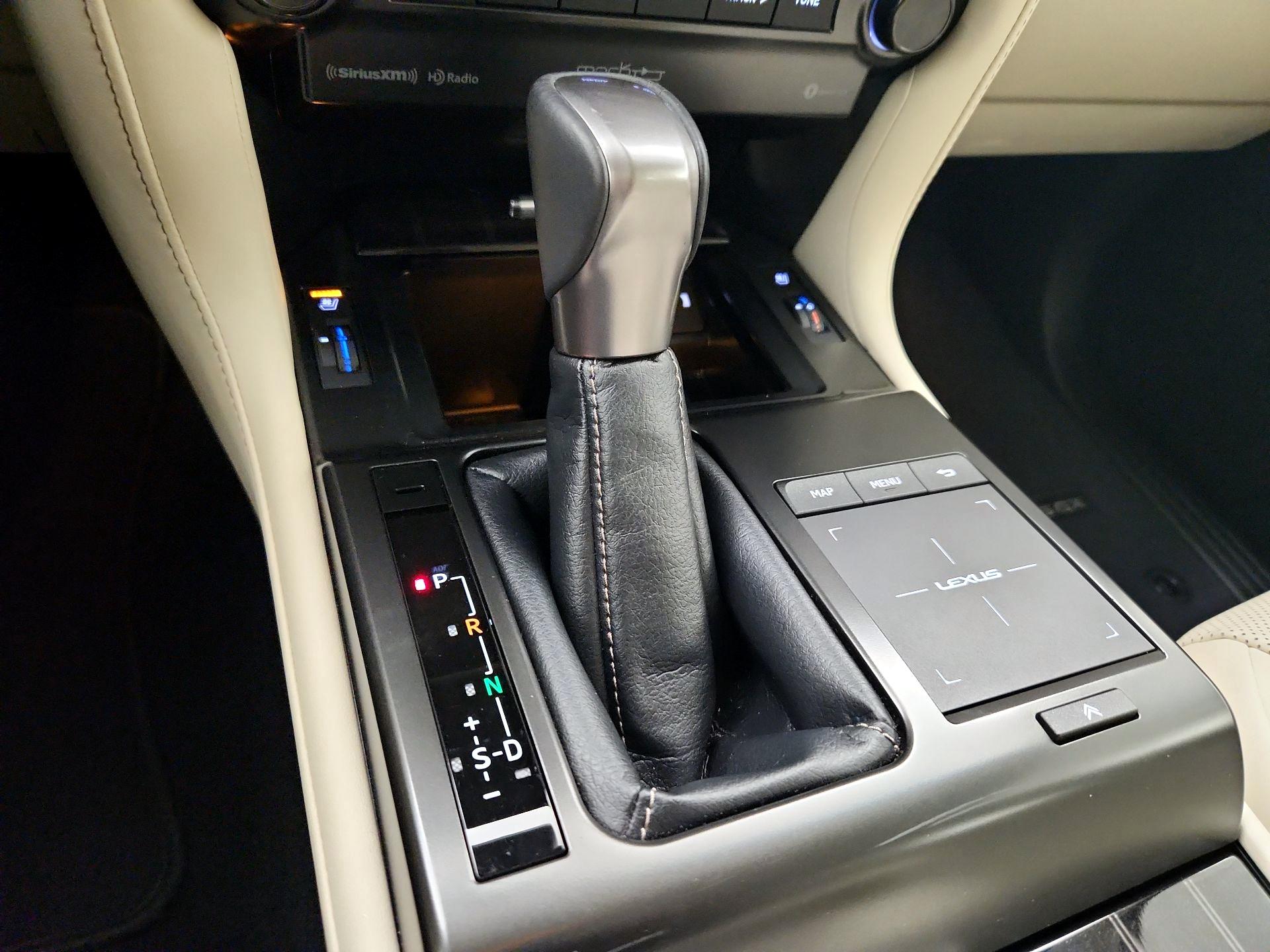 Thumbnail: 2023 Lexus GX - 16