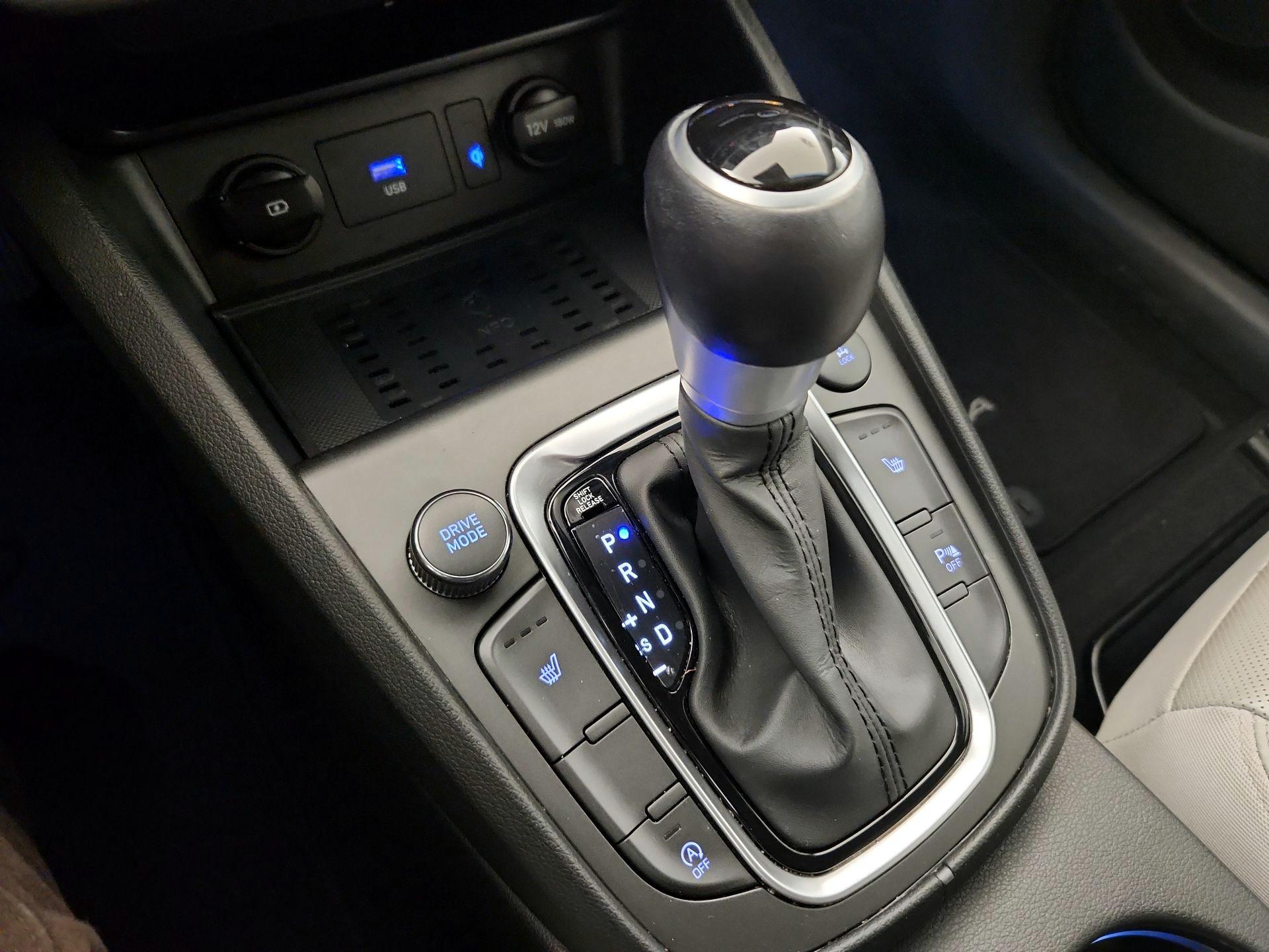 Thumbnail: 2022 Hyundai Kona - 17