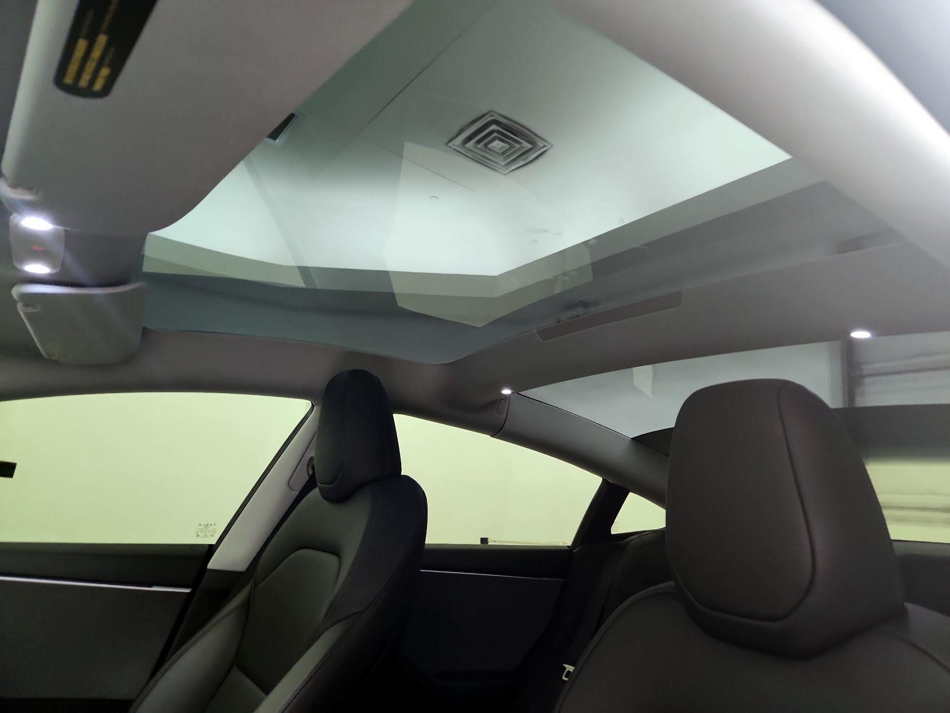 Thumbnail: 2025 Tesla Model 3 - 18