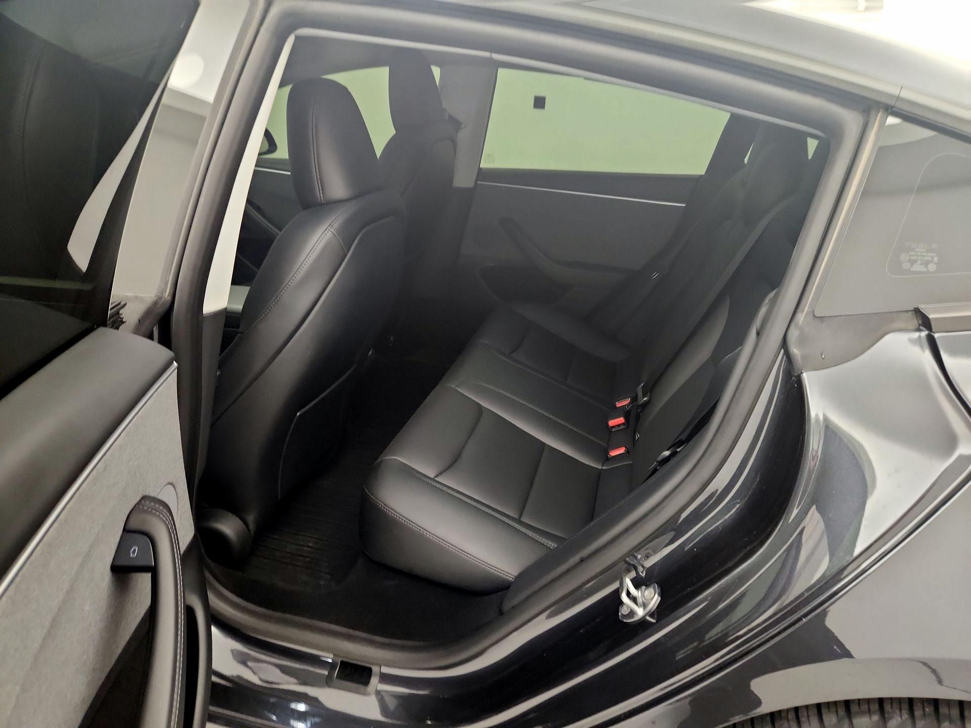 Thumbnail: 2025 Tesla Model 3 - 19