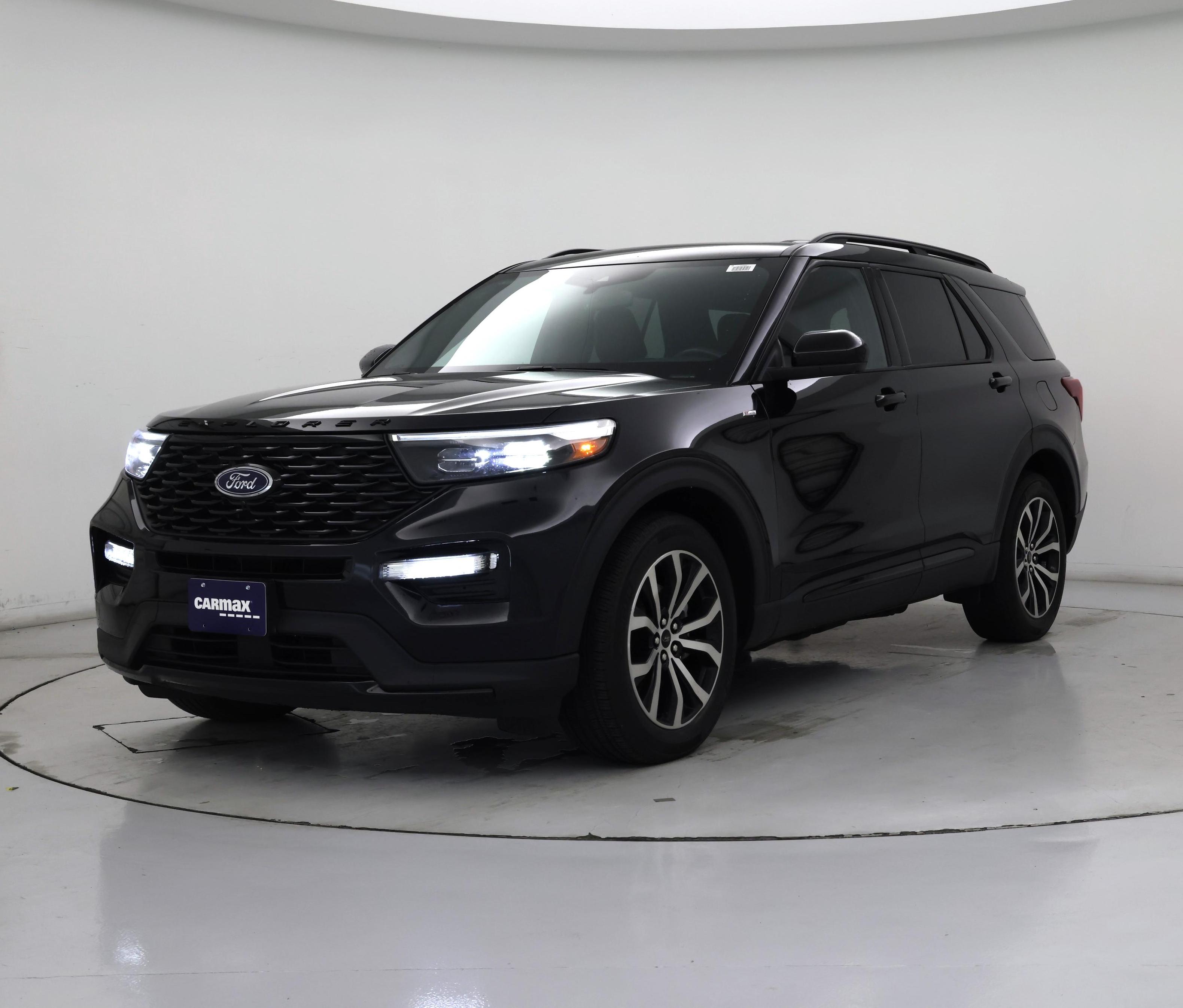 Thumbnail: 2023 Ford Explorer - 4