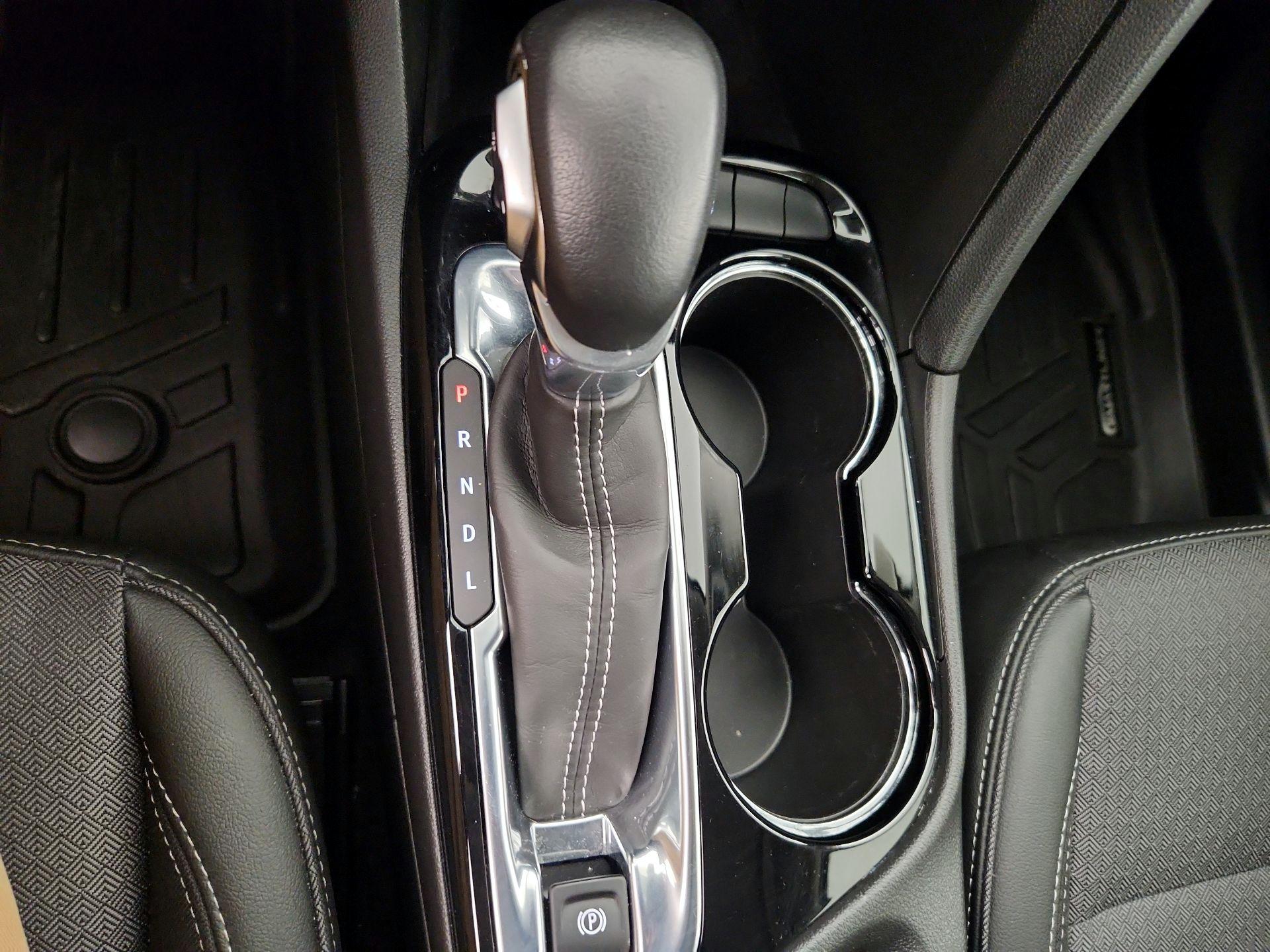 Thumbnail: 2022 Buick Encore GX - 17