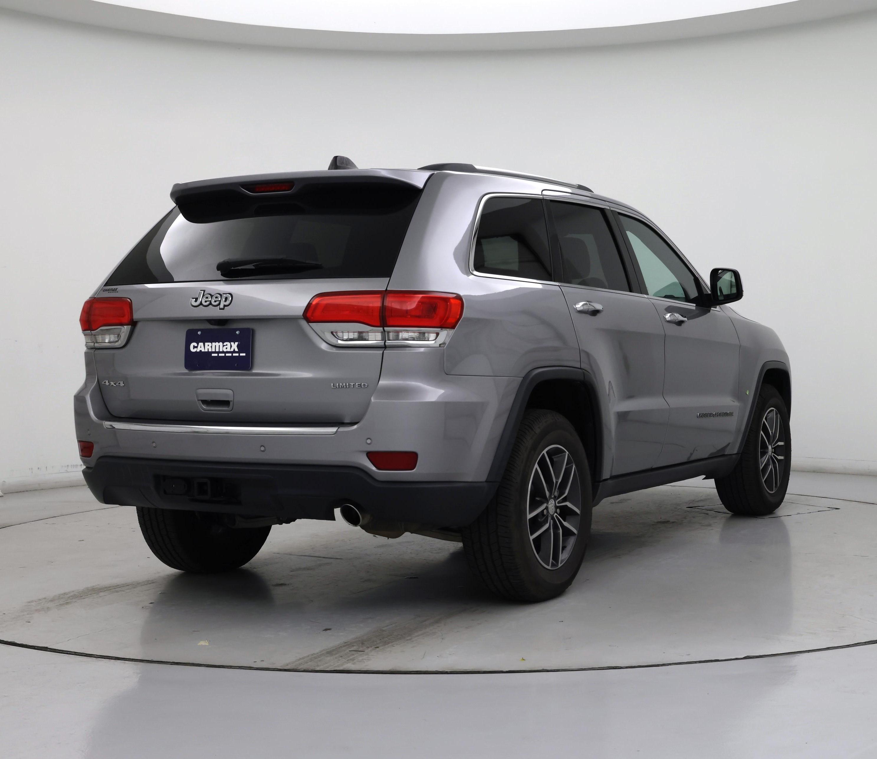 Thumbnail: 2018 Jeep Grand Cherokee - 8