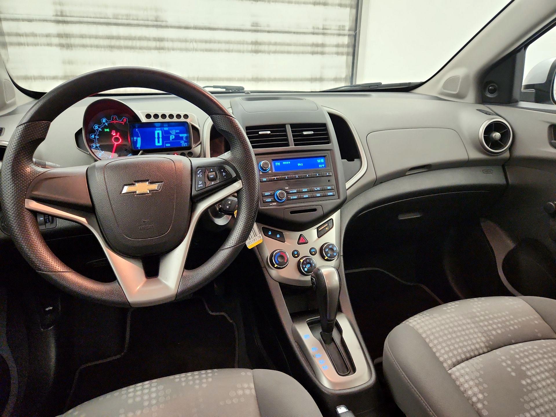 Thumbnail: 2015 Chevrolet Sonic - 9