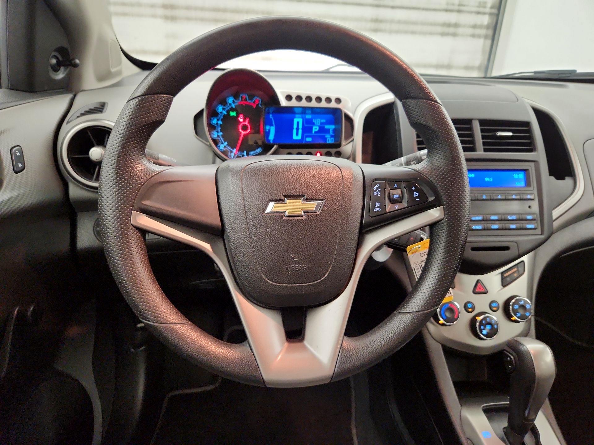 Thumbnail: 2015 Chevrolet Sonic - 10