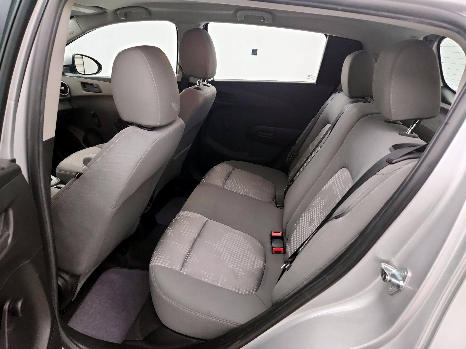 Thumbnail: 2015 Chevrolet Sonic - 18