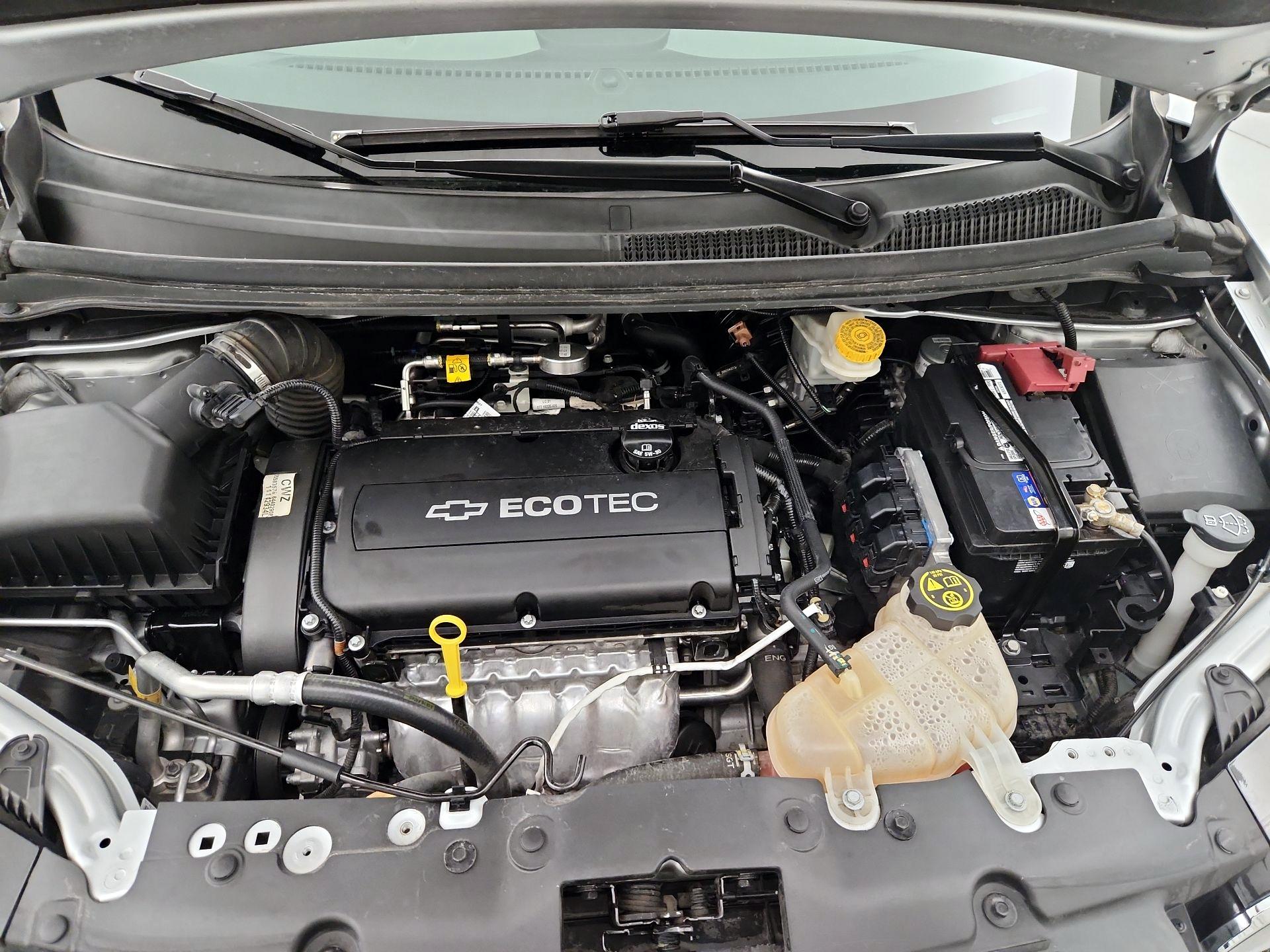 Thumbnail: 2015 Chevrolet Sonic - 20