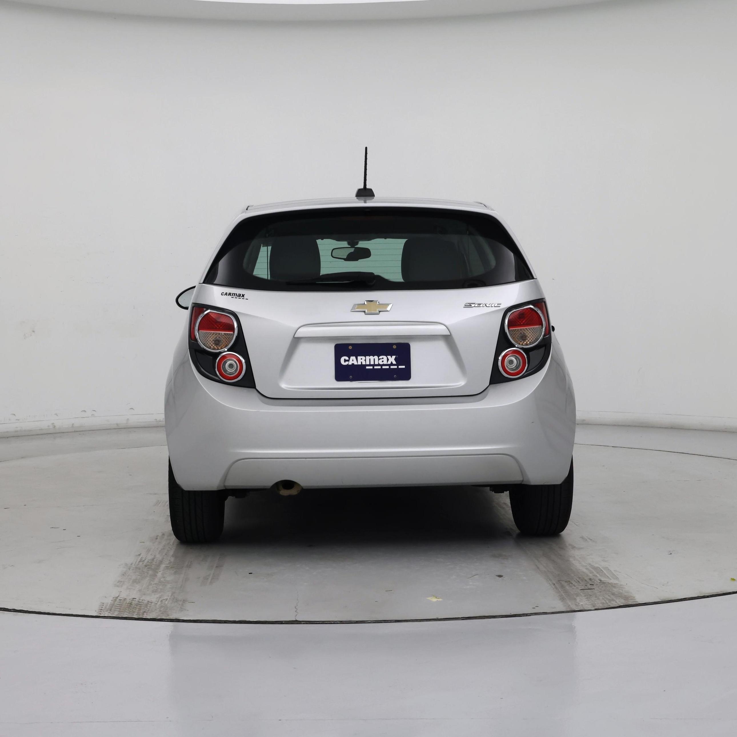 Thumbnail: 2015 Chevrolet Sonic - 6