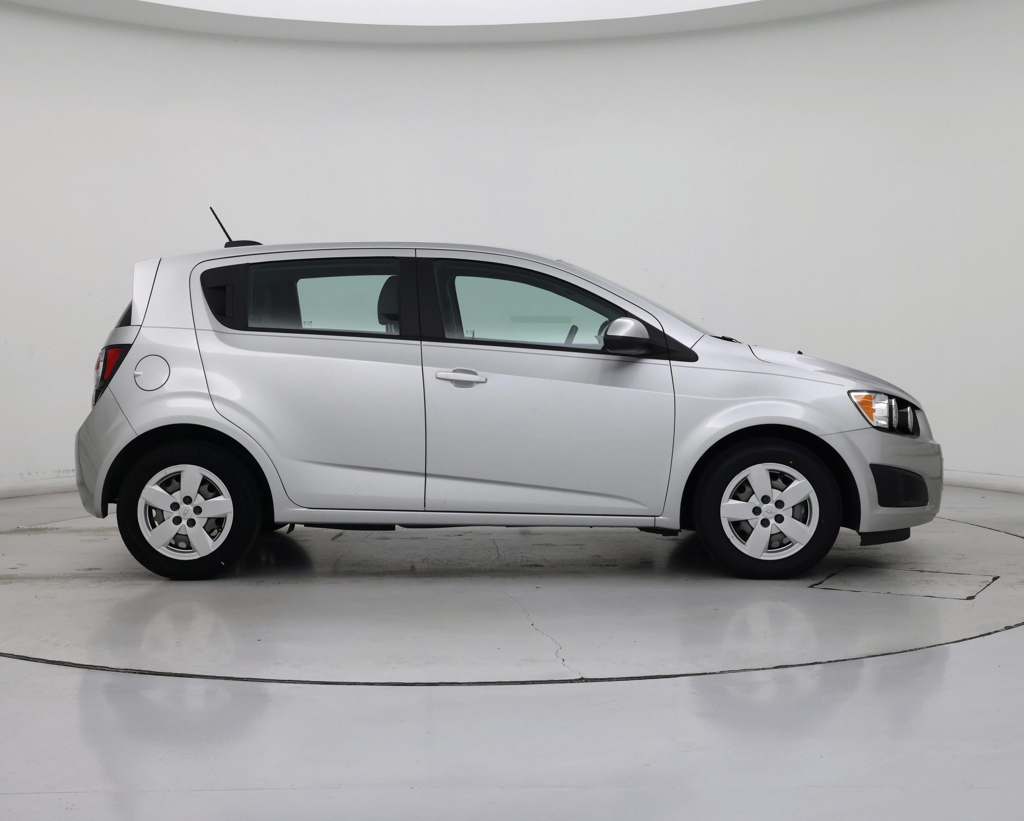 Thumbnail: 2015 Chevrolet Sonic - 7
